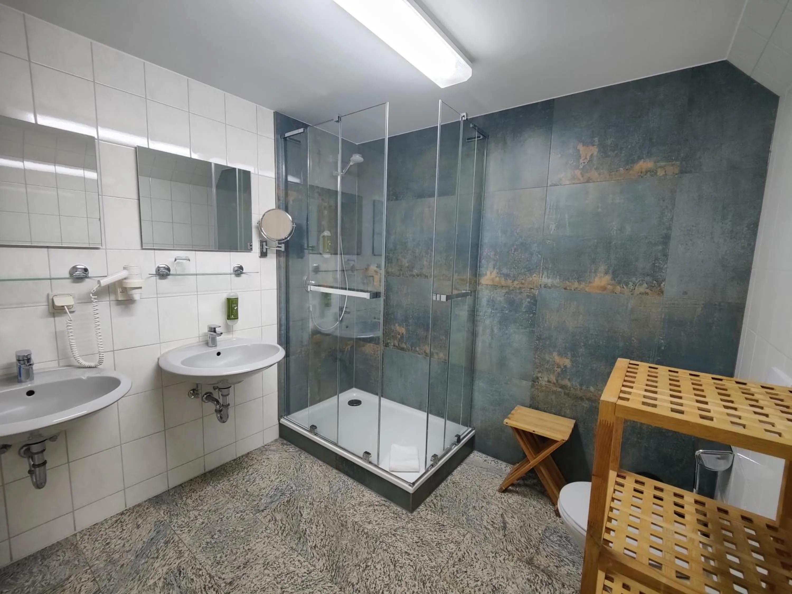 Shower in Hotel Stettiner Hof