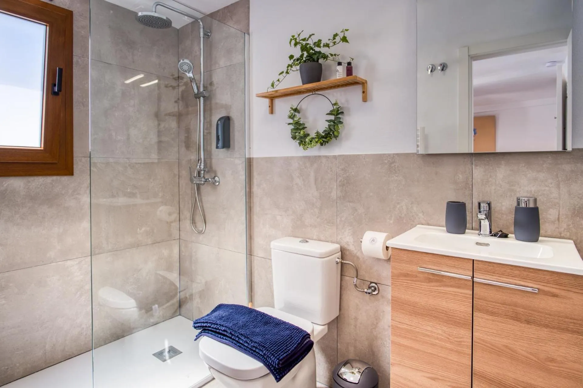 Bathroom in Olive & Ivy Guesthouse