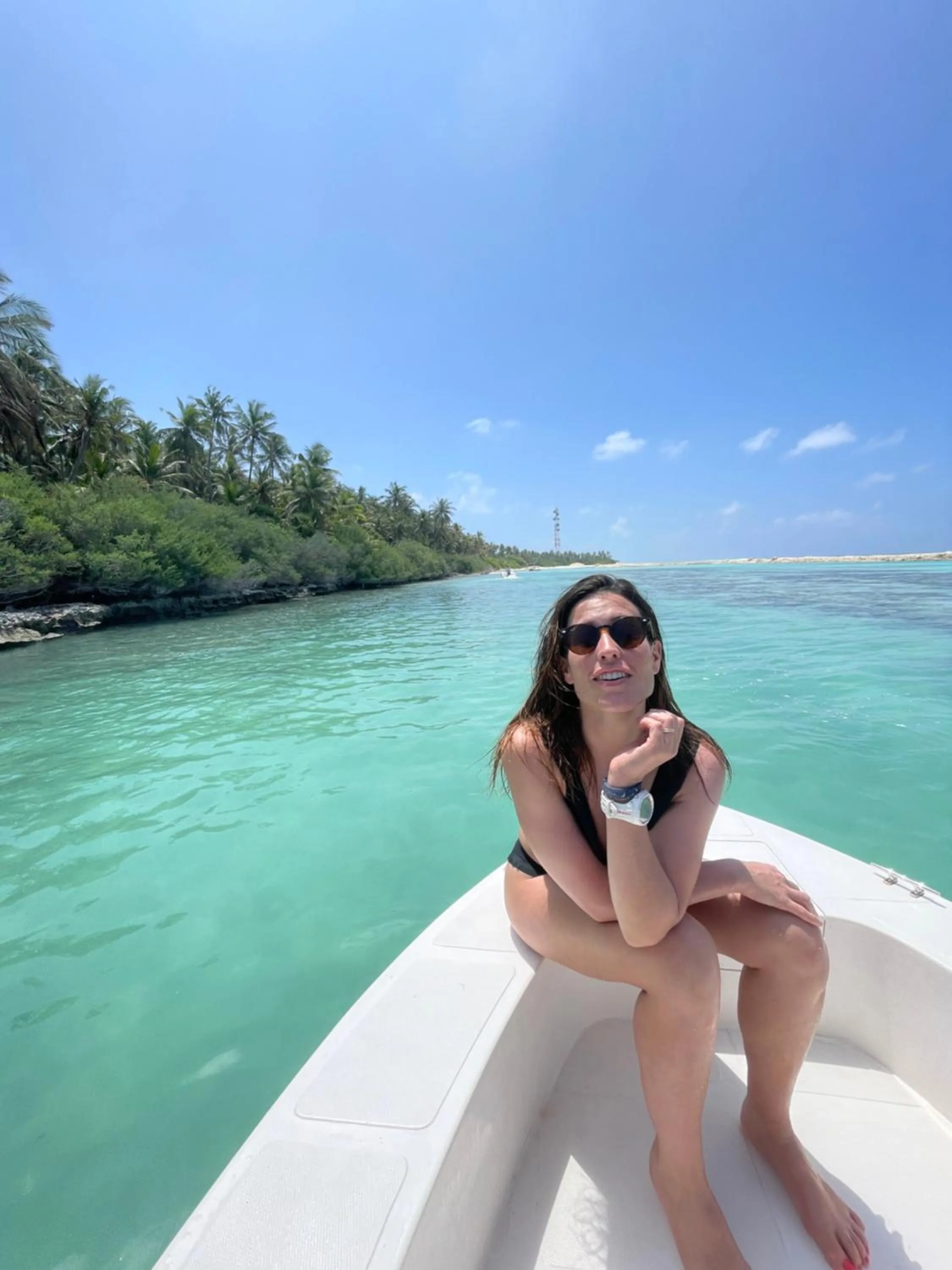 Snorkeling in Mandhoo Inn