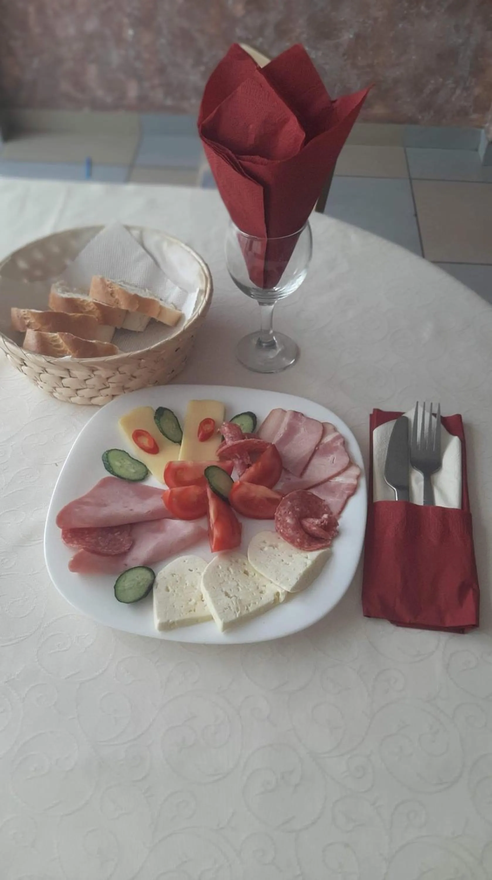 Breakfast in HOTEL RIVER