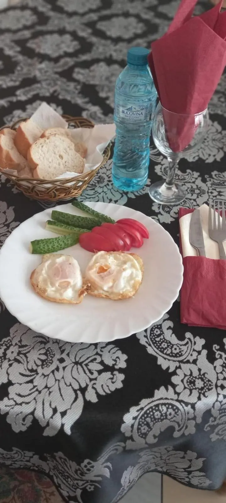 Breakfast in HOTEL RIVER