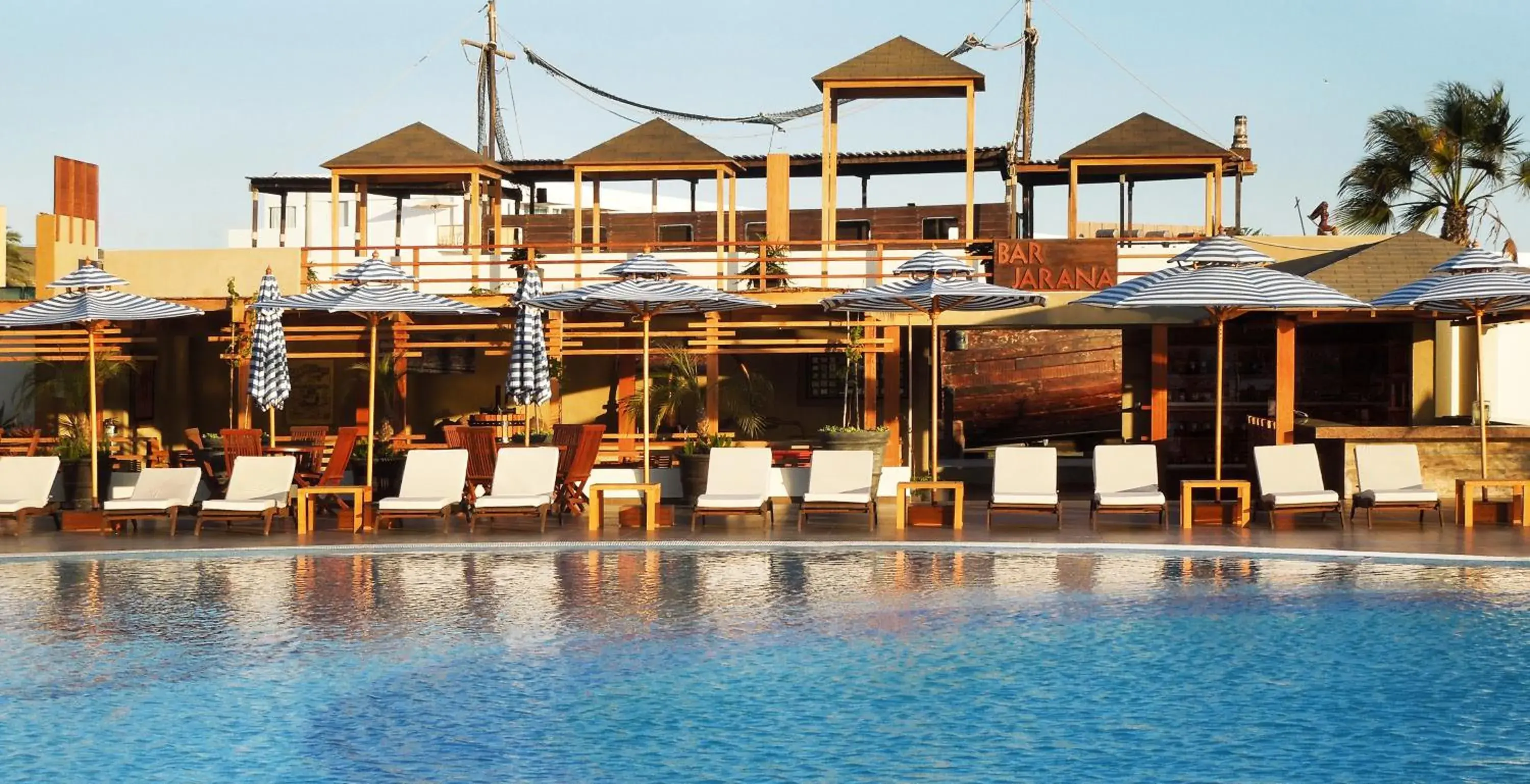 Lounge or bar in Aranwa Paracas Resort & Spa Lounge or bar in Aranwa Paracas Resort & Spa