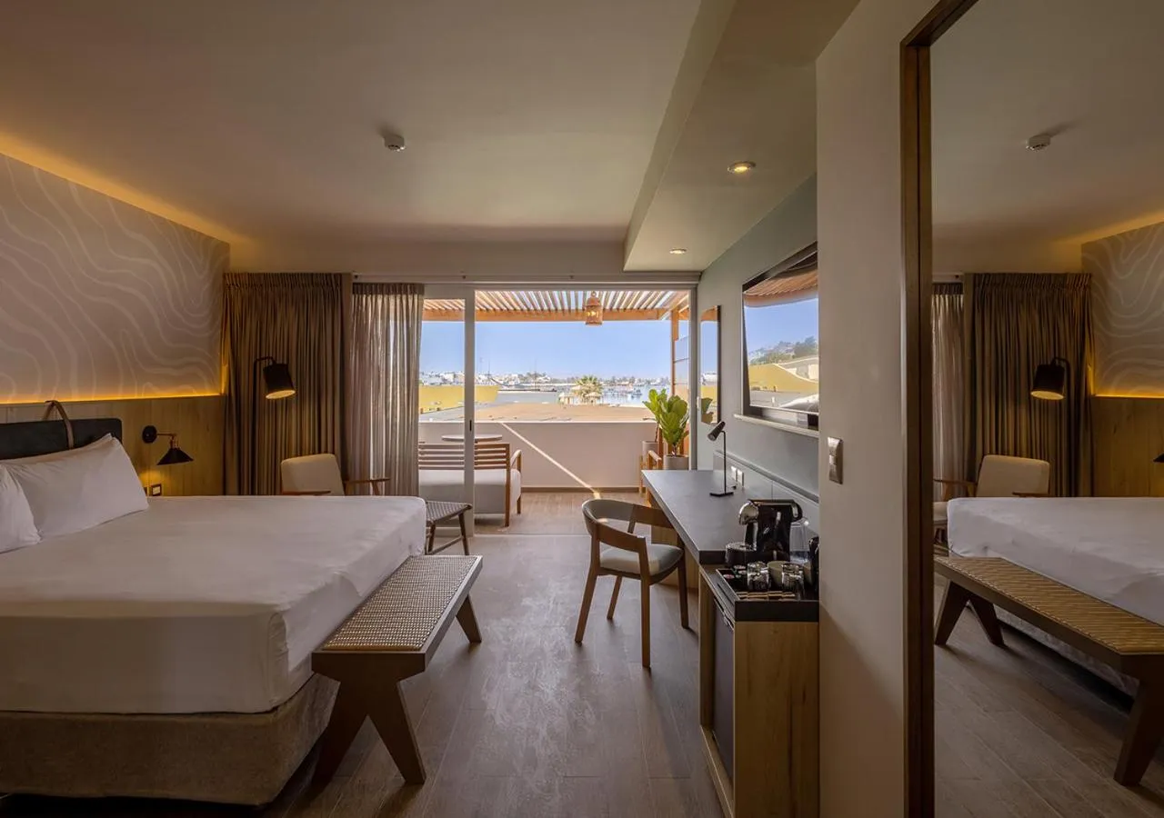 Bed in Aranwa Paracas Resort & Spa