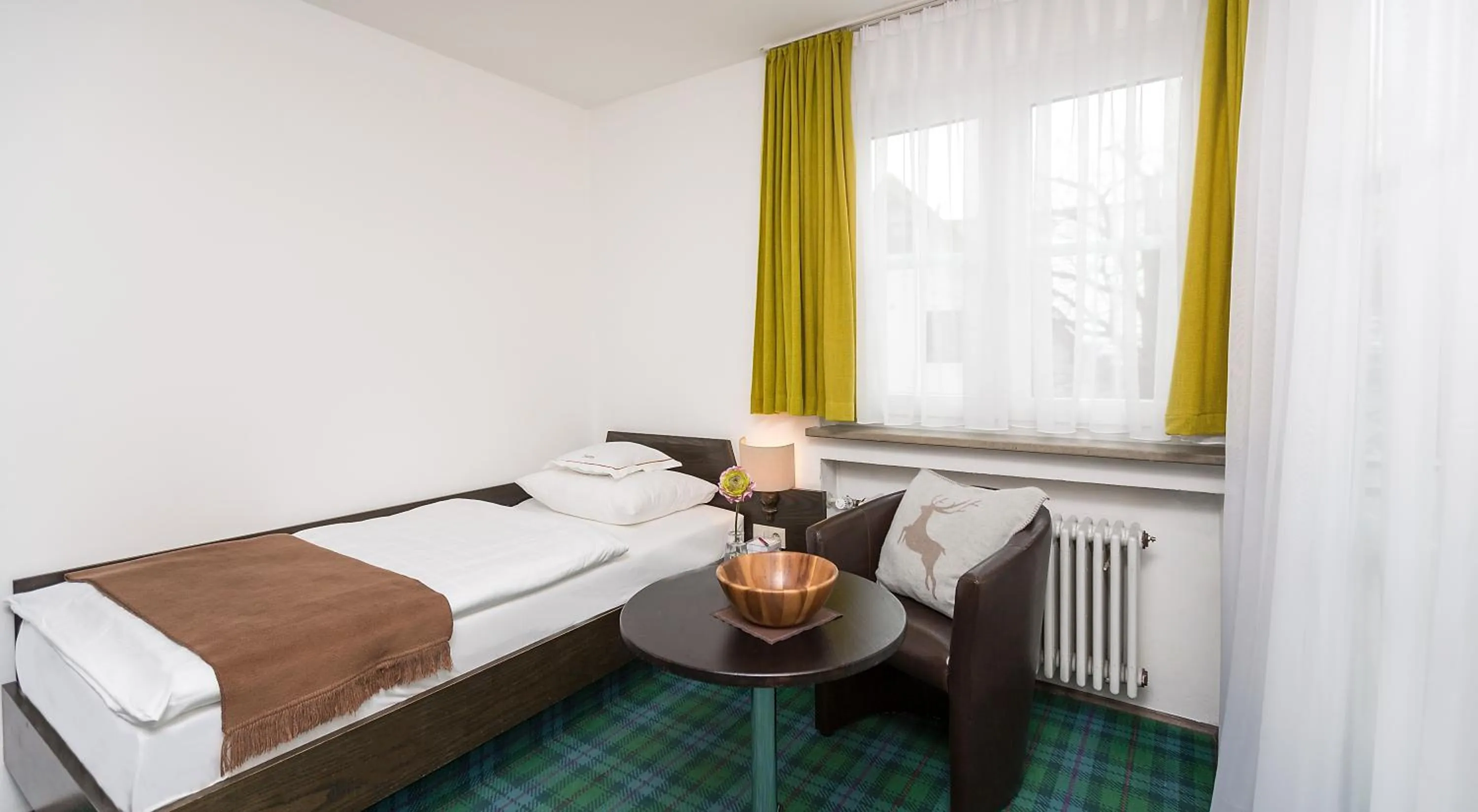 Bedroom, Bed in Hotel Alpenhof Postillion