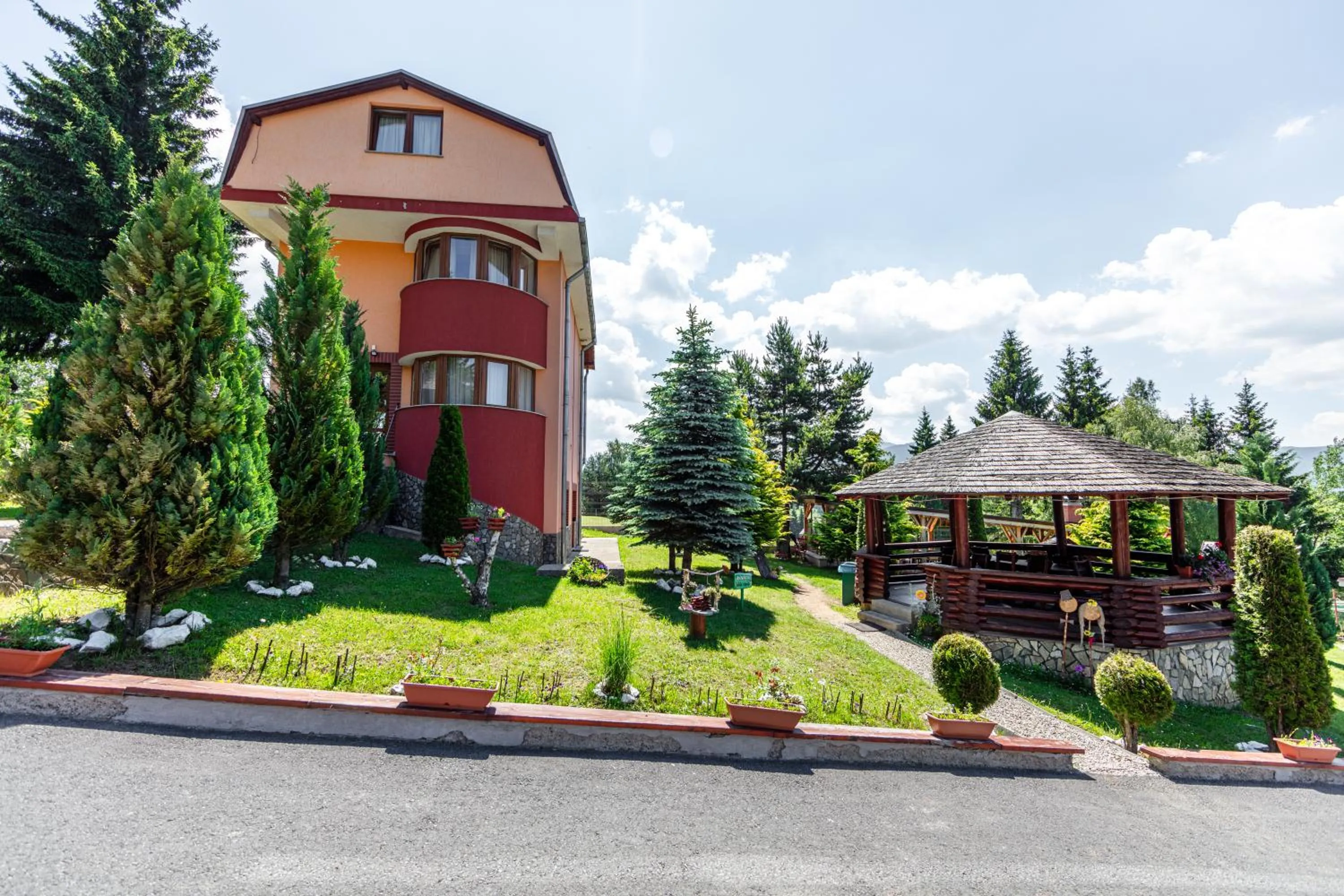 Property building in Resort EuroPark Fundata