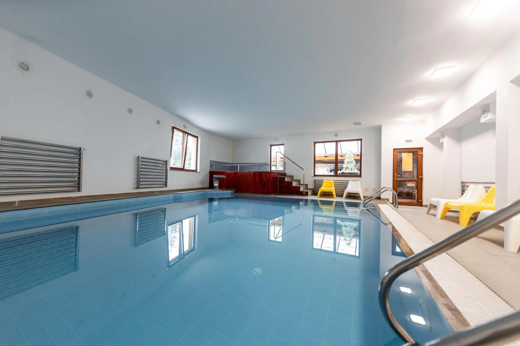 Swimming pool in Resort EuroPark Fundata