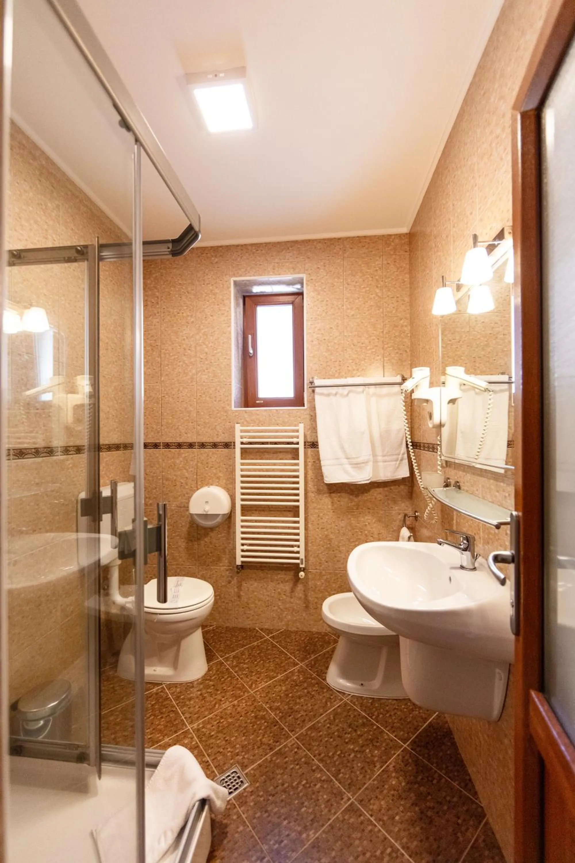 Shower in Resort EuroPark Fundata