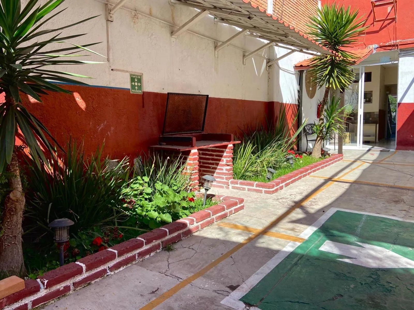 Property Building in Hotel Nuevo Centenario