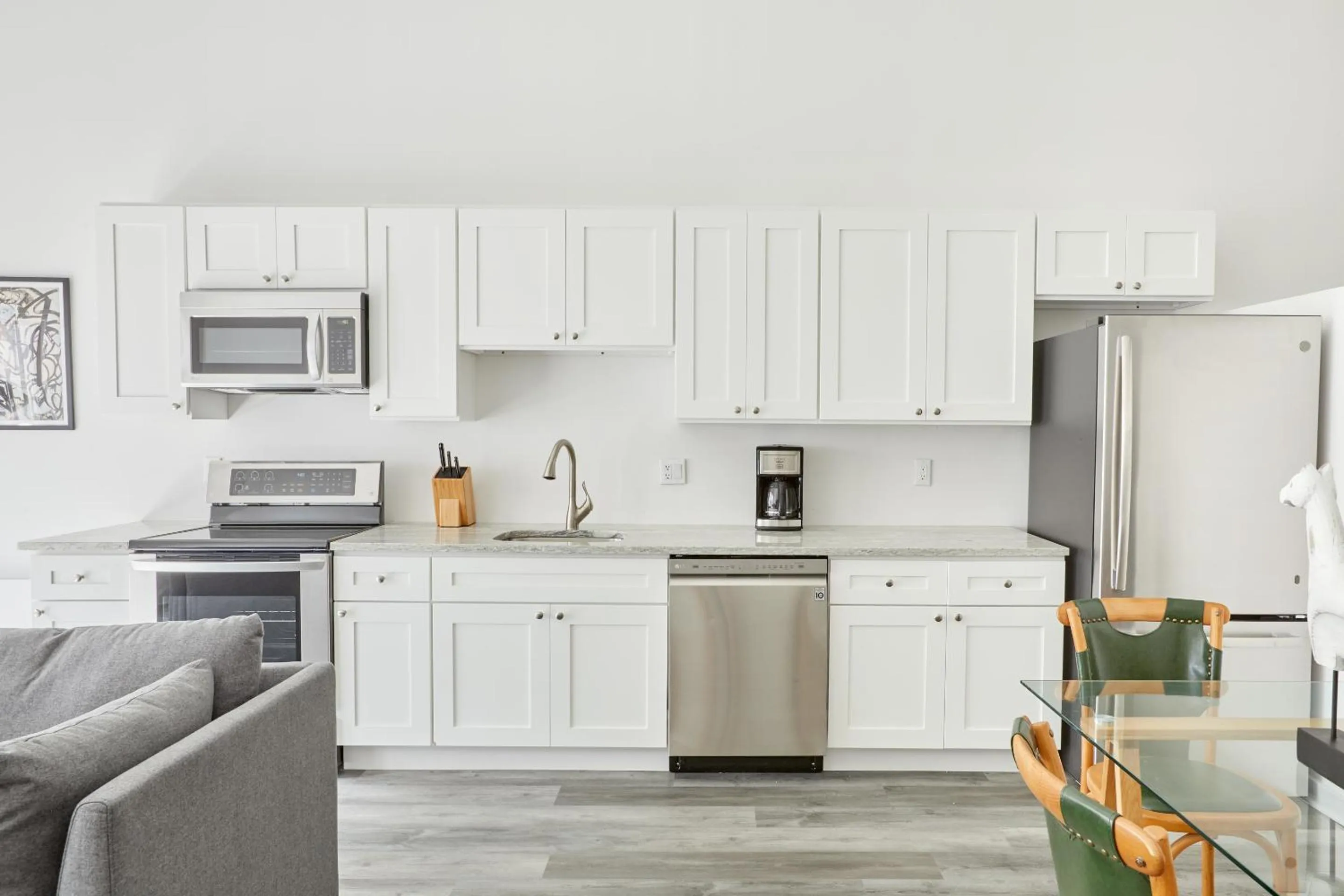 Kitchen or kitchenette in Sonder 655 Lofts
