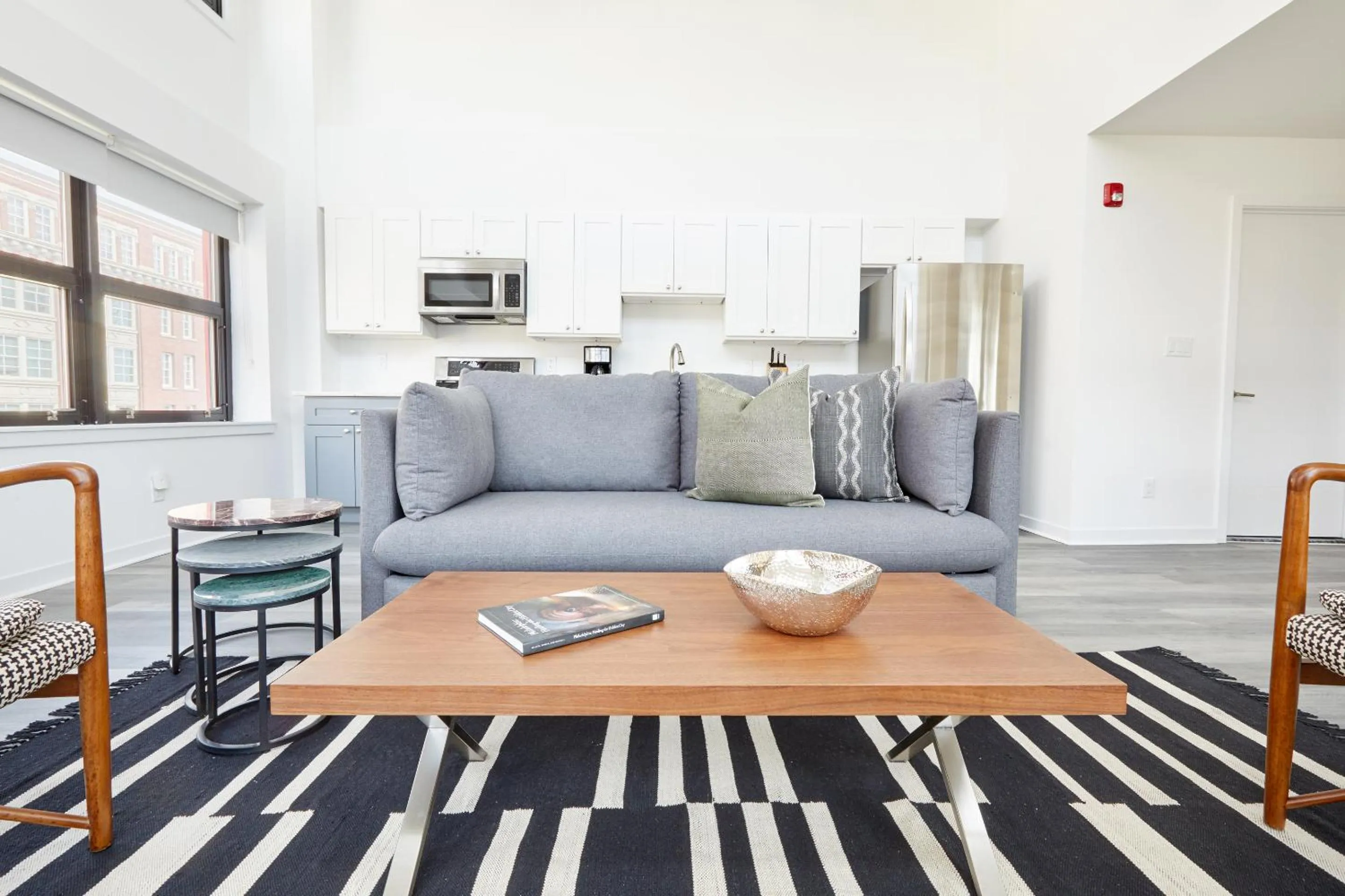 Living room in Sonder 655 Lofts