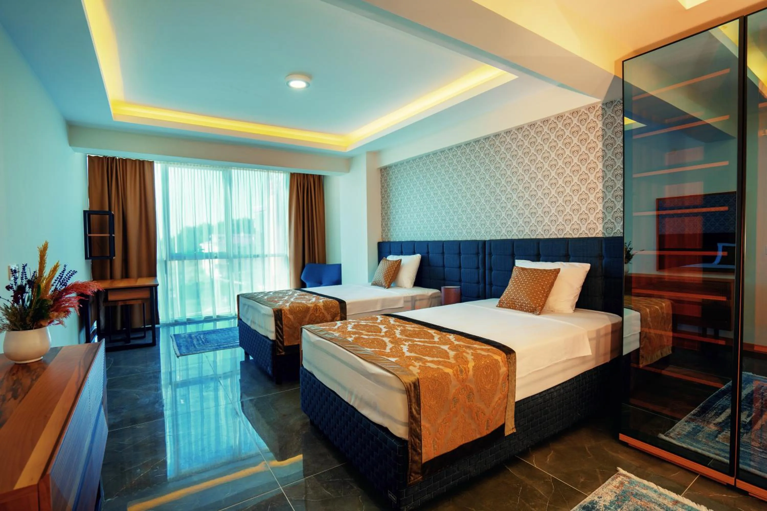 Bedroom, Bed in Continent Luxury Suites Sakarya
