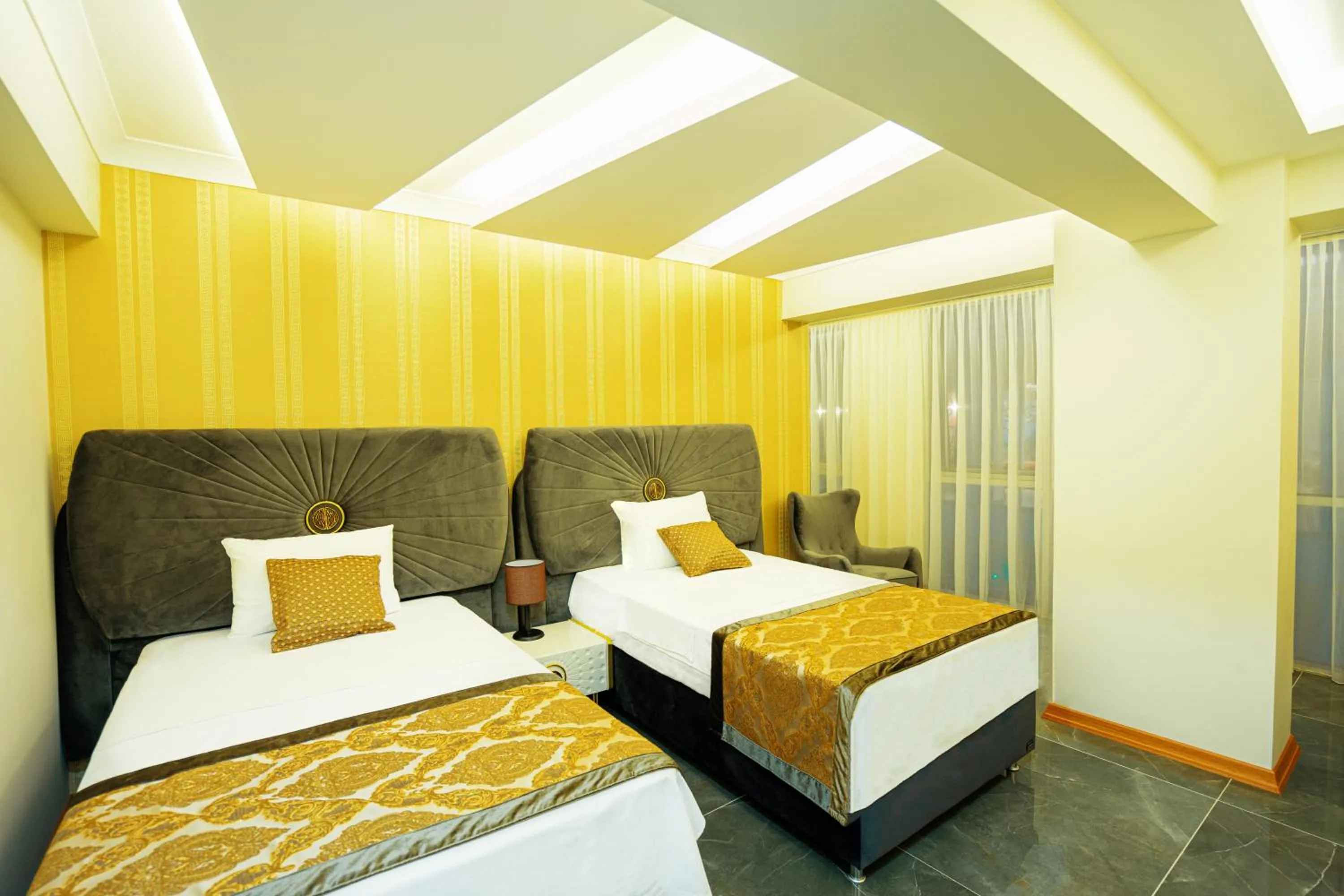 Bedroom, Bed in Continent Luxury Suites Sakarya