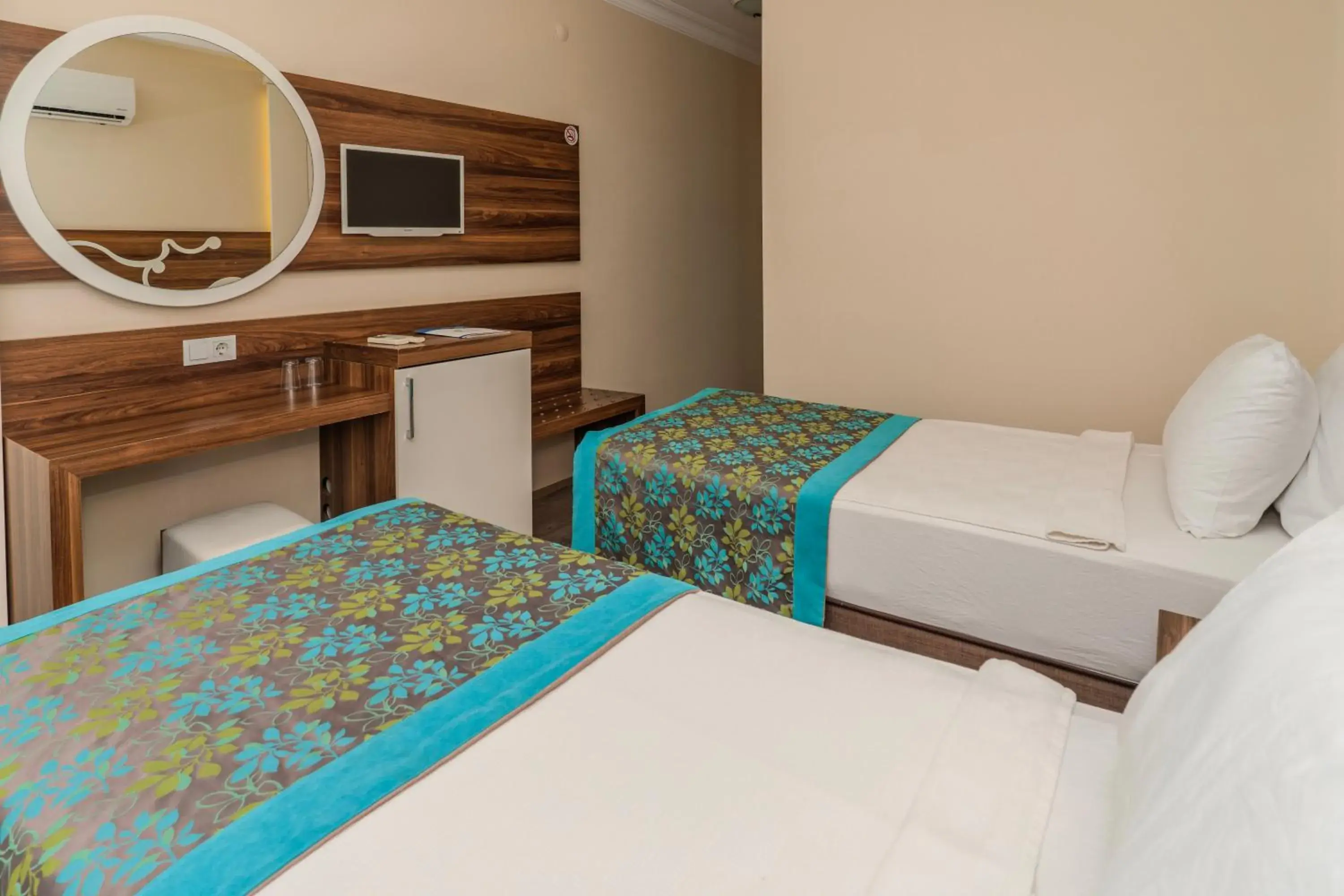 Standard Twin Room in Kleopatra blue hawai hotel Standard Twin Room in Kleopatra blue hawai hotel