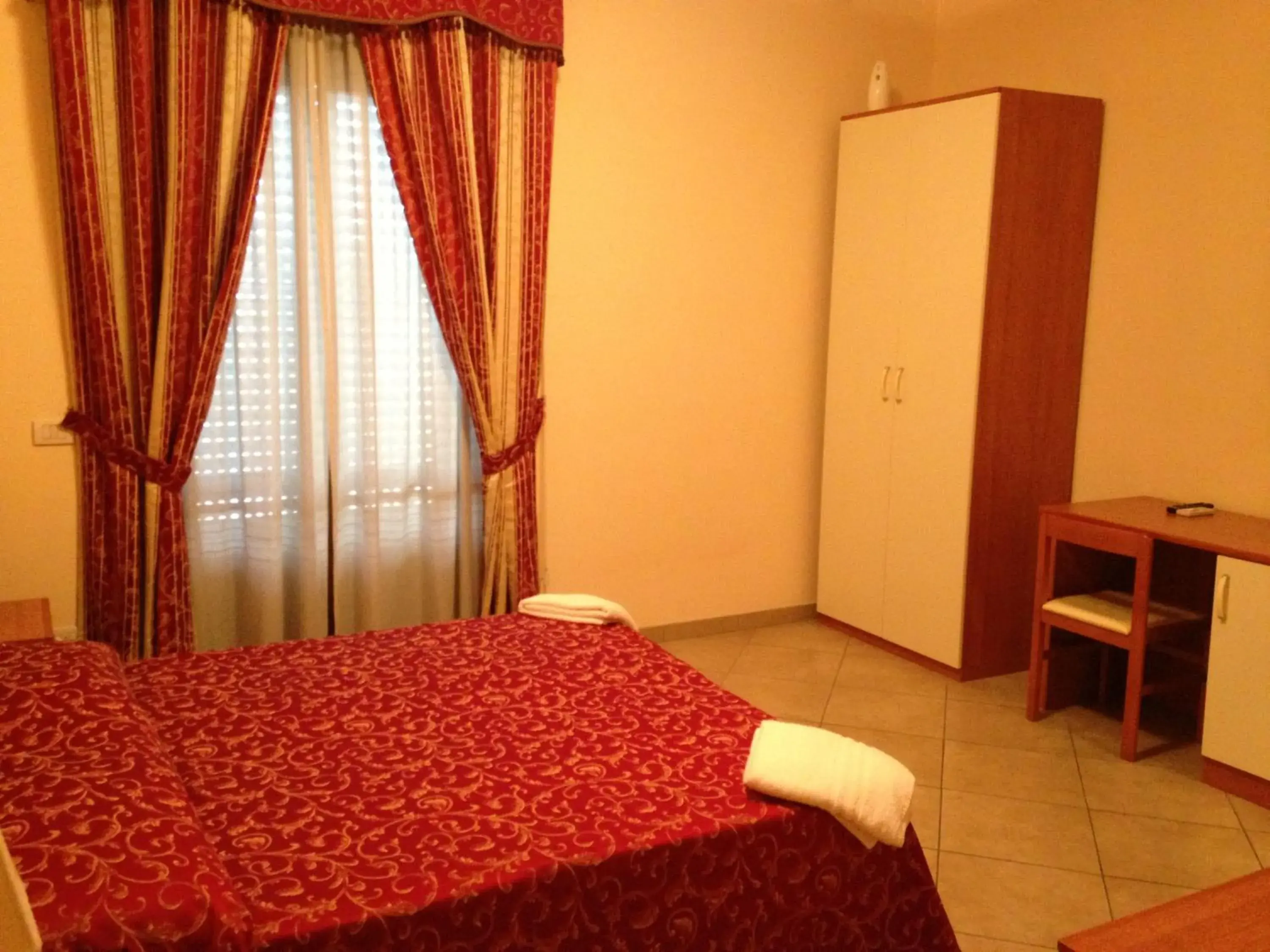 Double Room in Affittacamere Flavia Roma Double Room in Affittacamere Flavia Roma