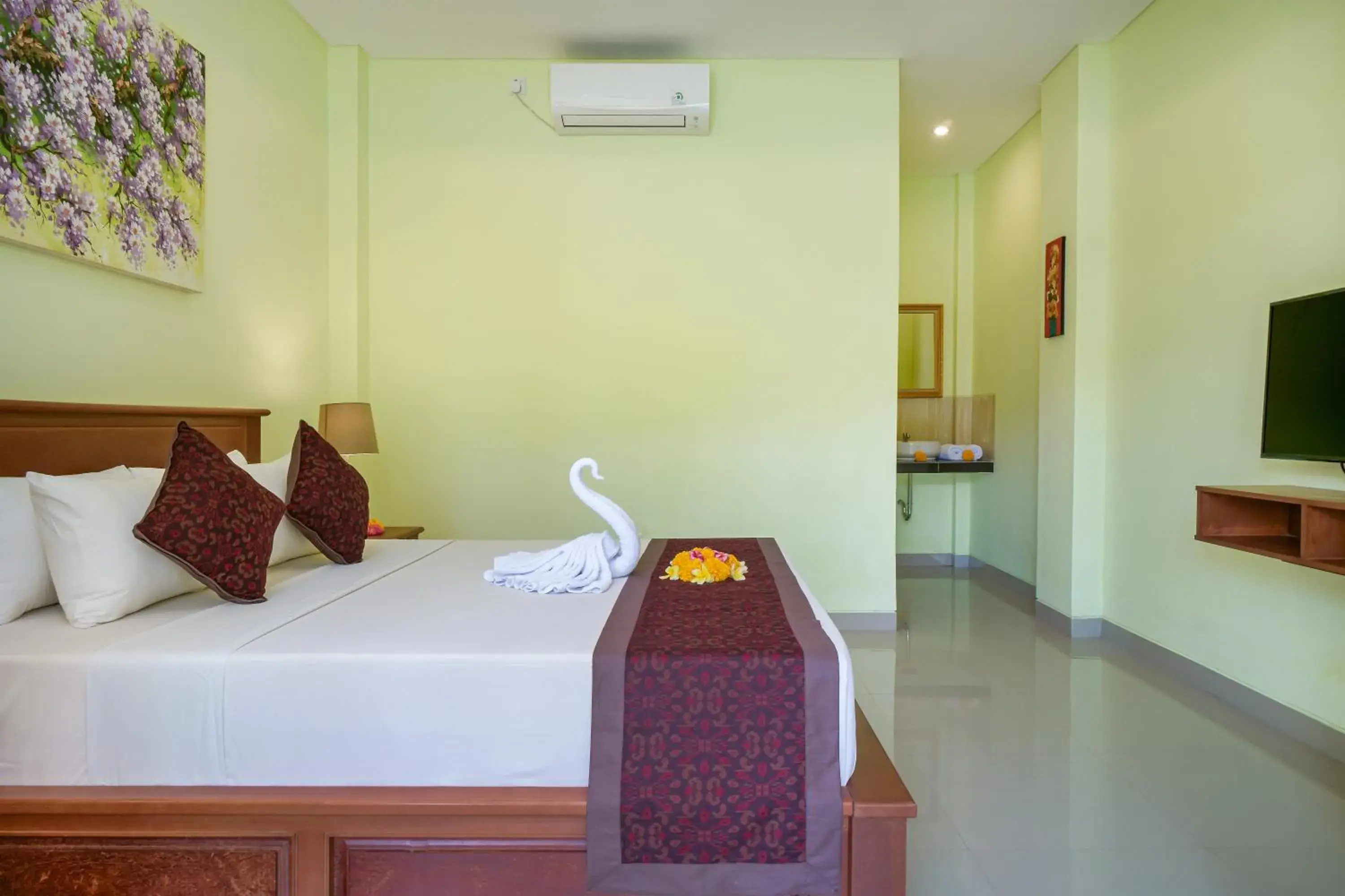 Bed in Hidden Padma Retreat Bed in Hidden Padma Retreat