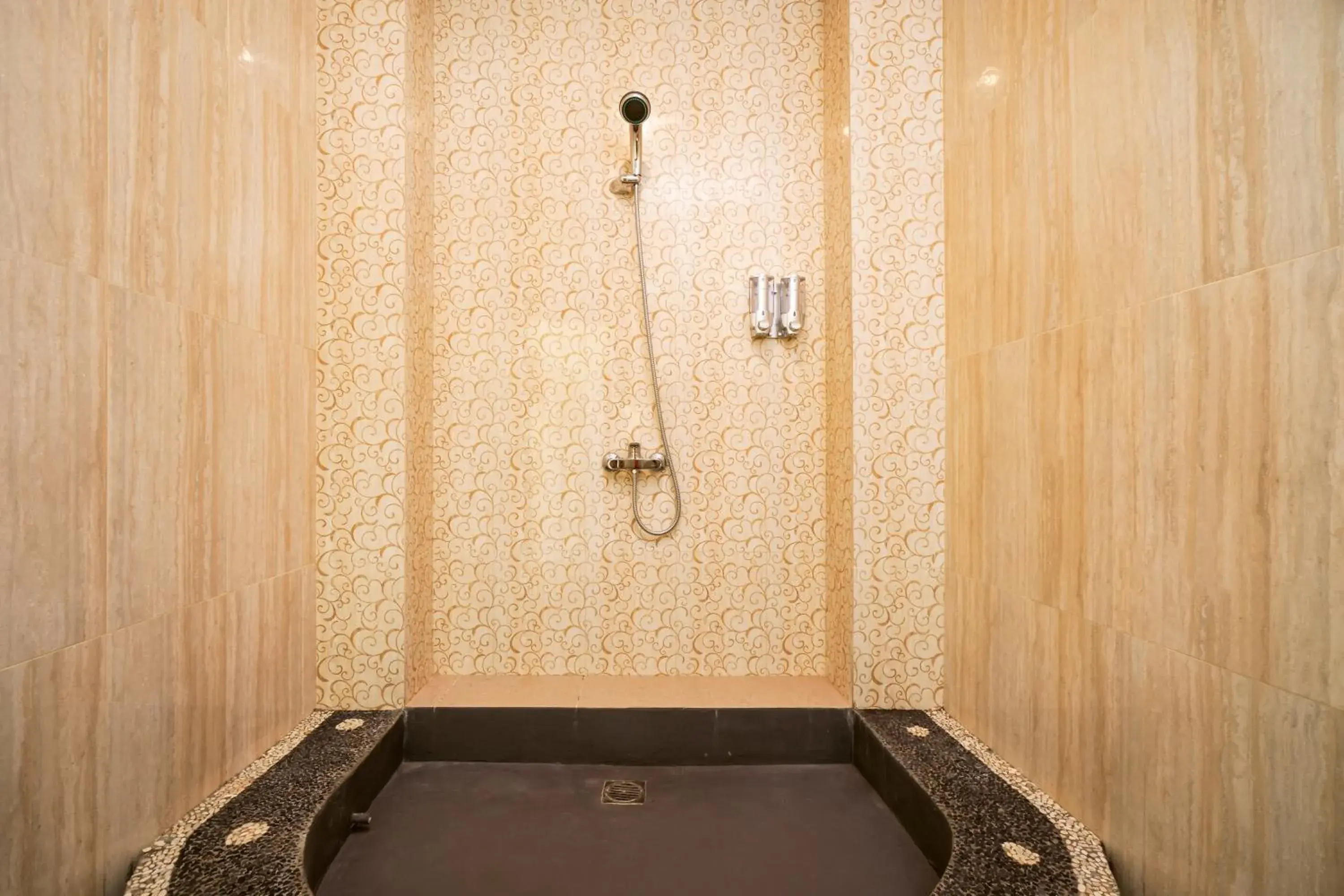 Bathroom in Hidden Padma Retreat Bathroom in Hidden Padma Retreat