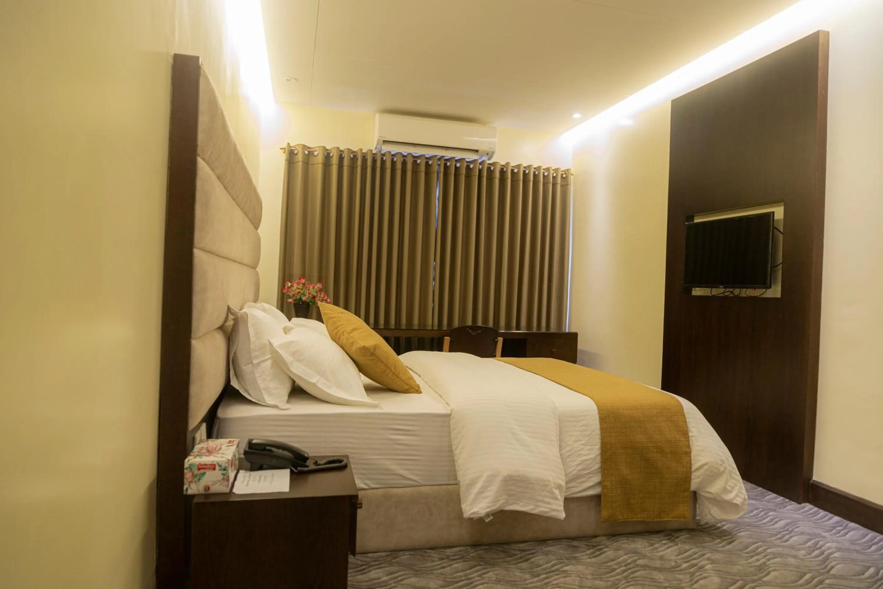 Bed in Richmond Hotel Sylhet
