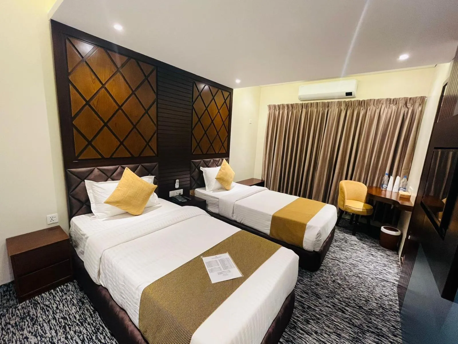 Bed in Richmond Hotel Sylhet