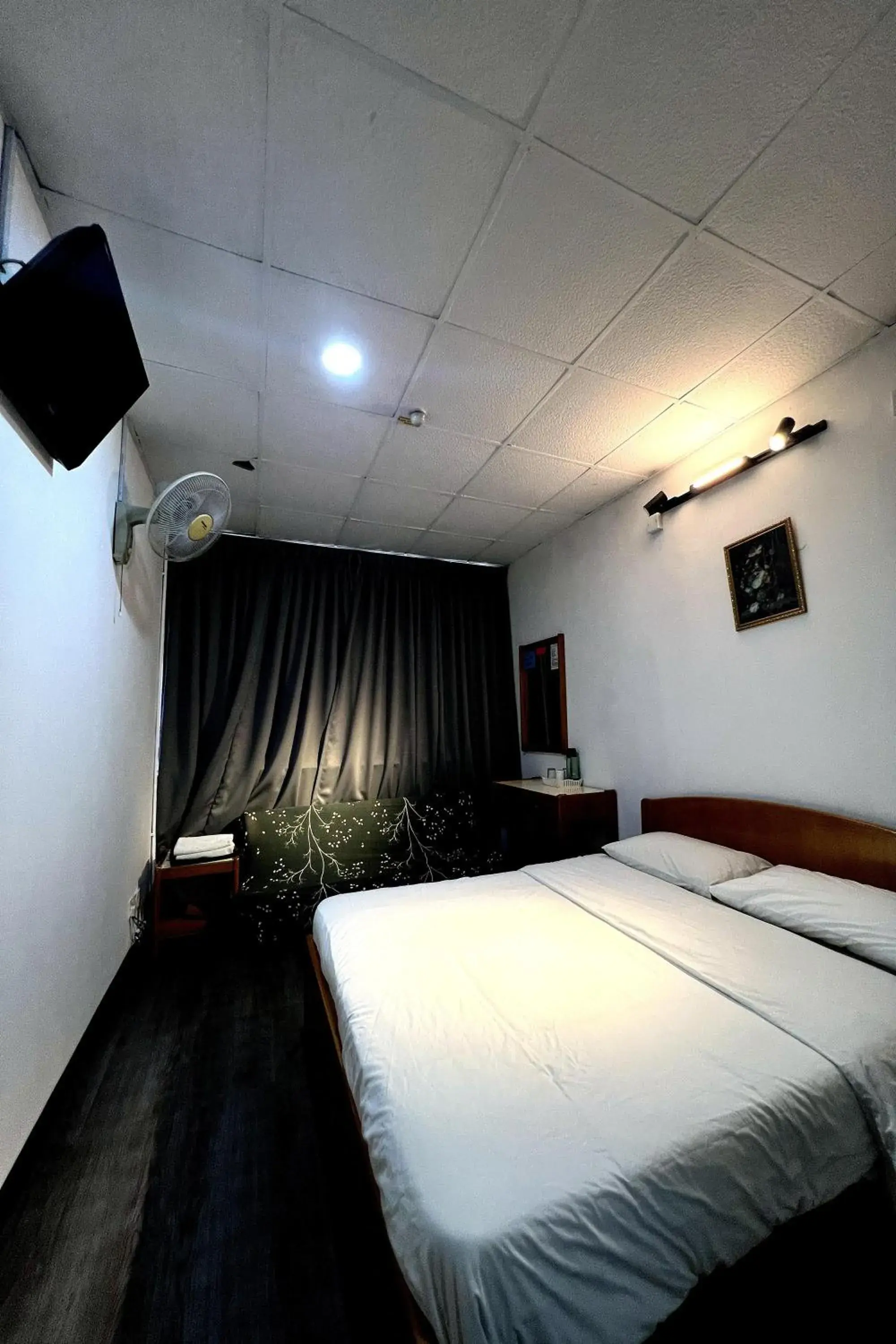Deluxe Double Room in Madani Muslim Hotel Cameron Highland Deluxe Double Room in Madani Muslim Hotel Cameron Highland