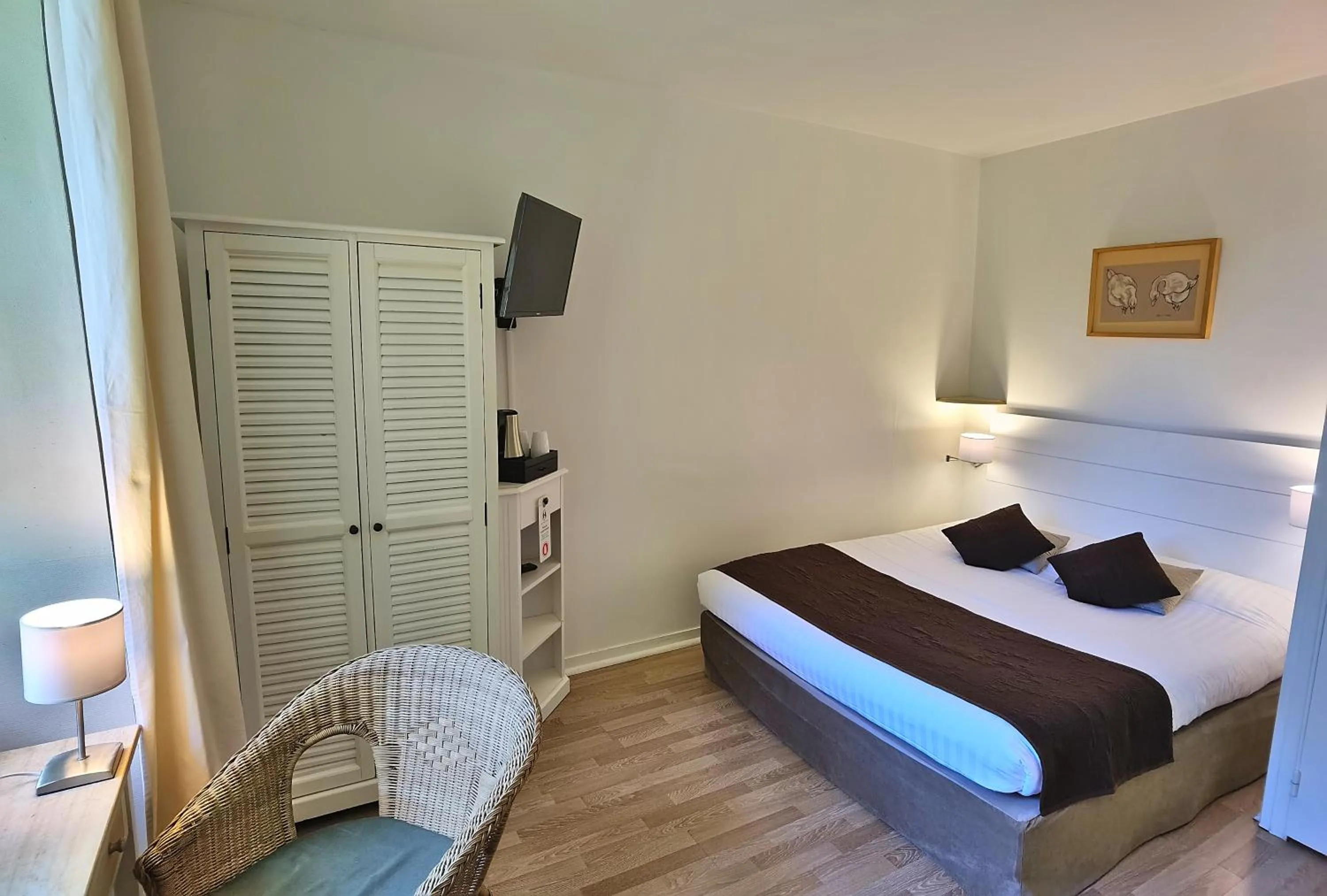 Photo of the whole room, Bed in Hotel La Maison des Peyrat