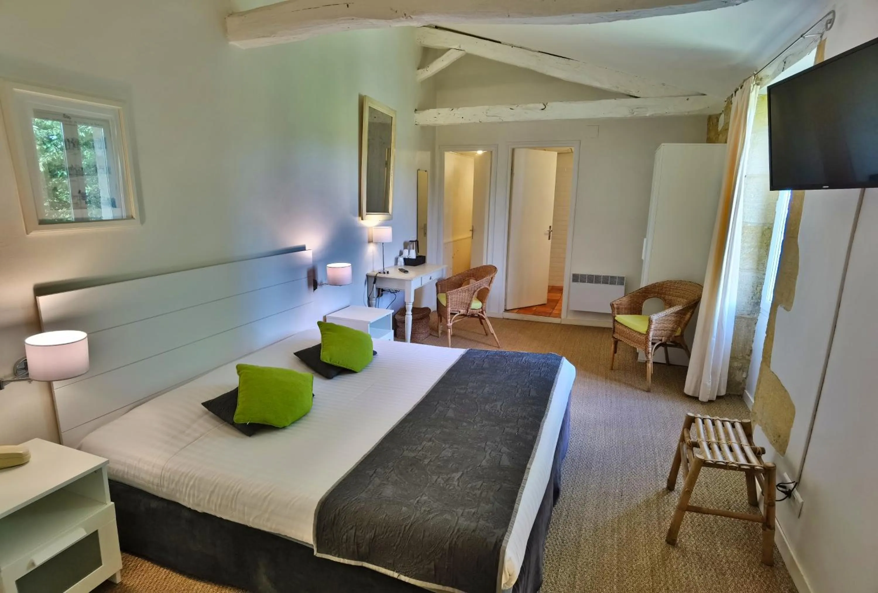 Photo of the whole room, Bed in Hotel La Maison des Peyrat