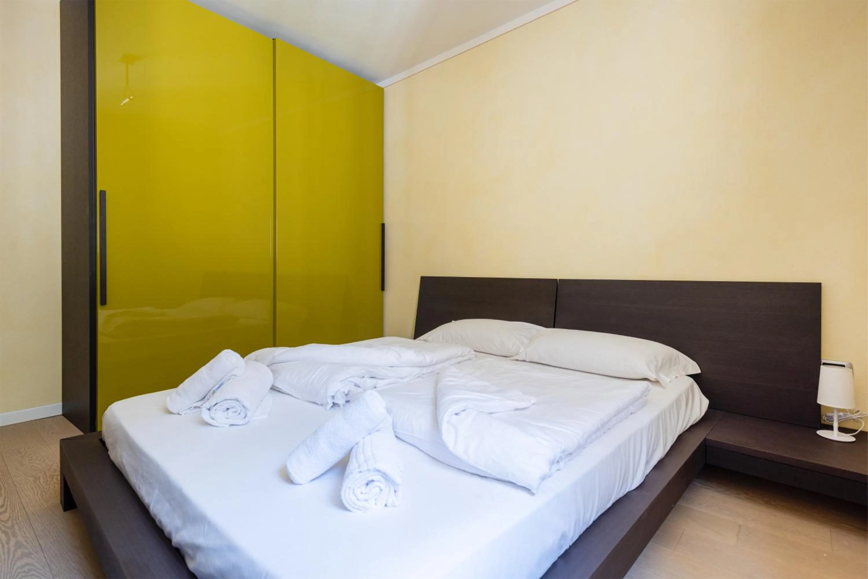 Bedroom, Bed in Attico la Rocca