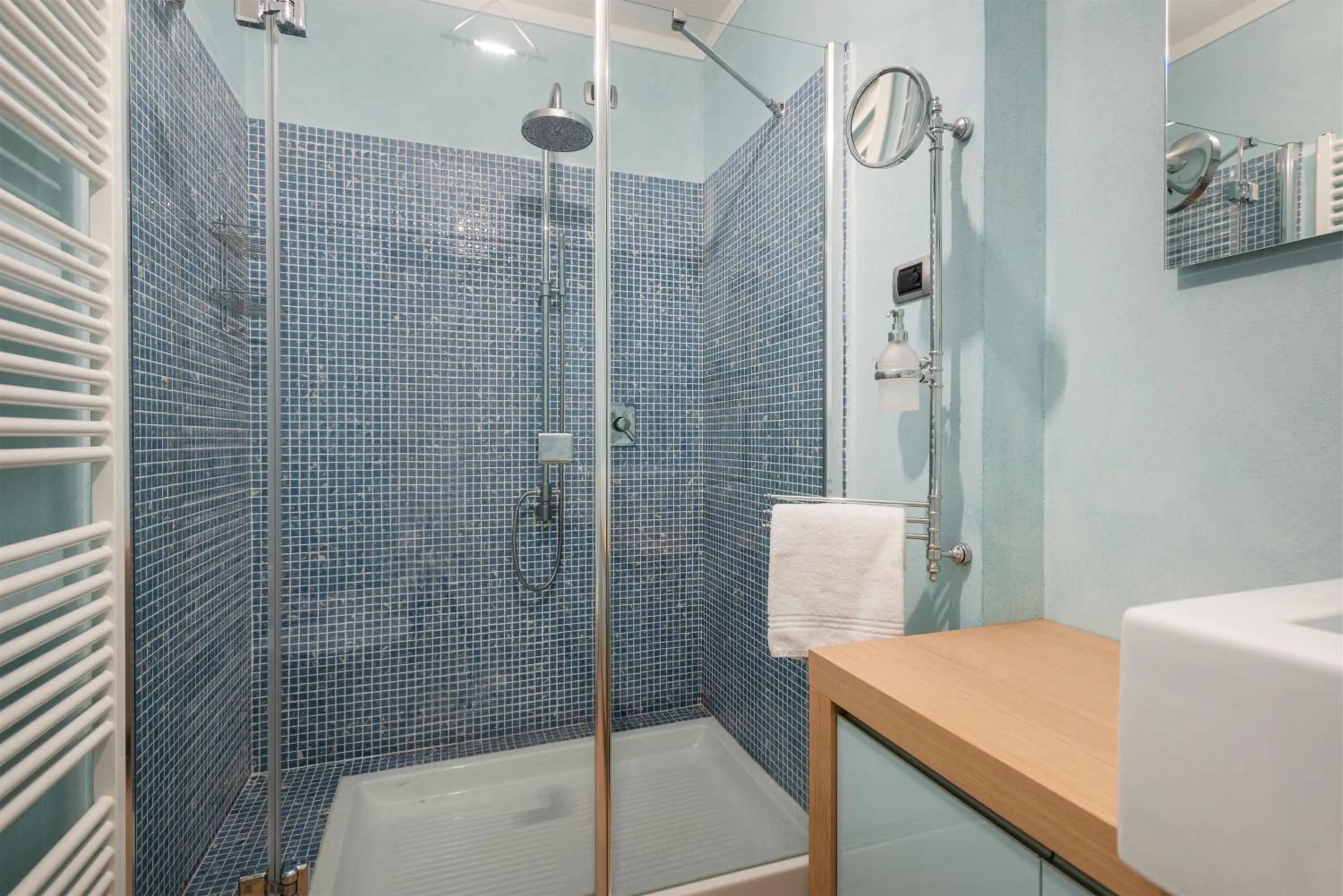 Shower in Attico la Rocca