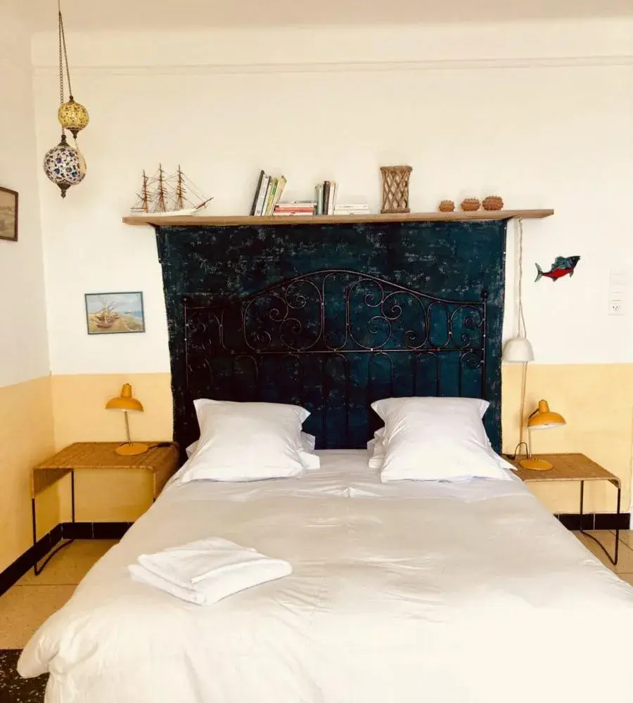 Double Room with Terrace and Sea View in Hôtel Lido Beach Double Room with Terrace and Sea View in Hôtel Lido Beach