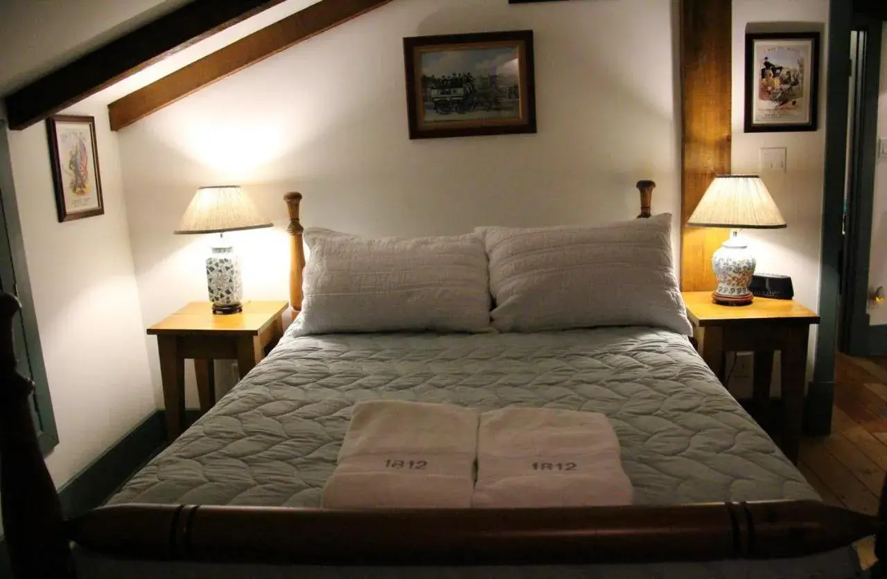 Bedroom, Bed in The Olde Angel Inn Bedroom, Bed in The Olde Angel Inn