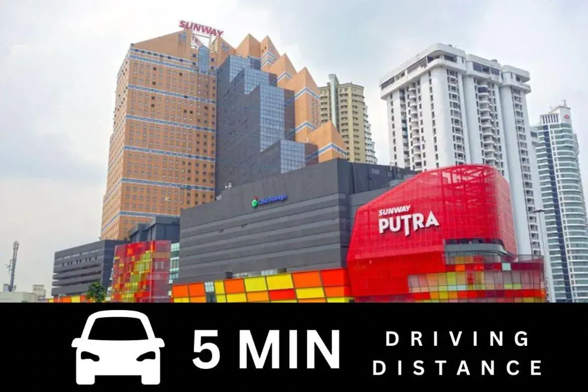 Restaurant/places to eat in Smile Hotel Chow Kit PWTC Restaurant/places to eat in Smile Hotel Chow Kit PWTC