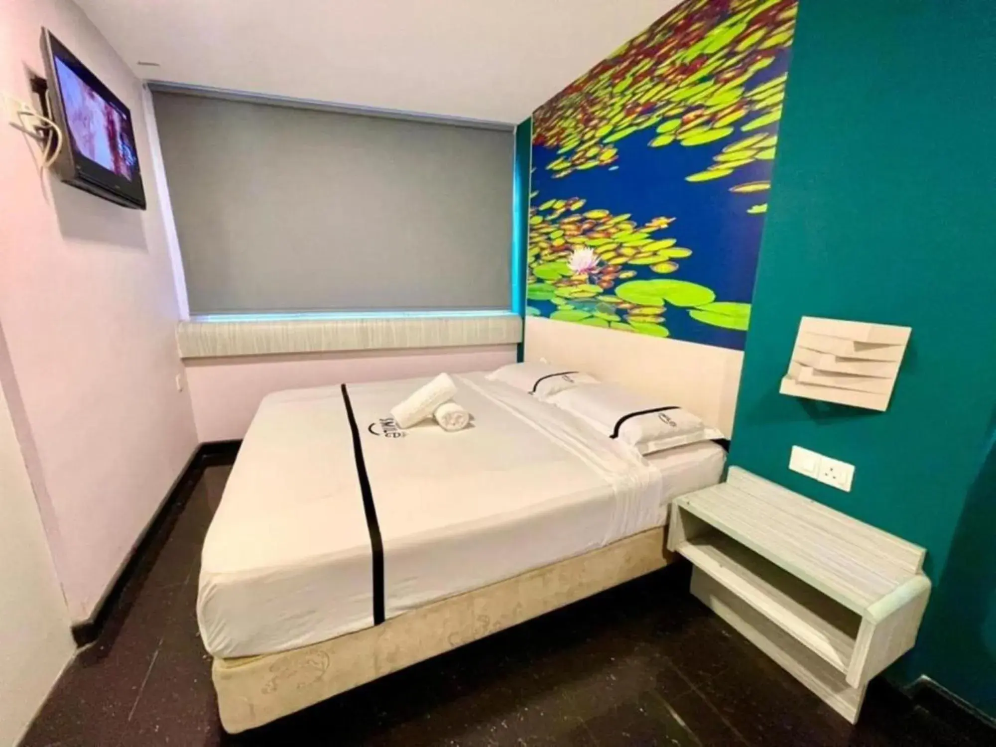Bedroom, Bed in Smile Hotel Chow Kit PWTC Bedroom, Bed in Smile Hotel Chow Kit PWTC