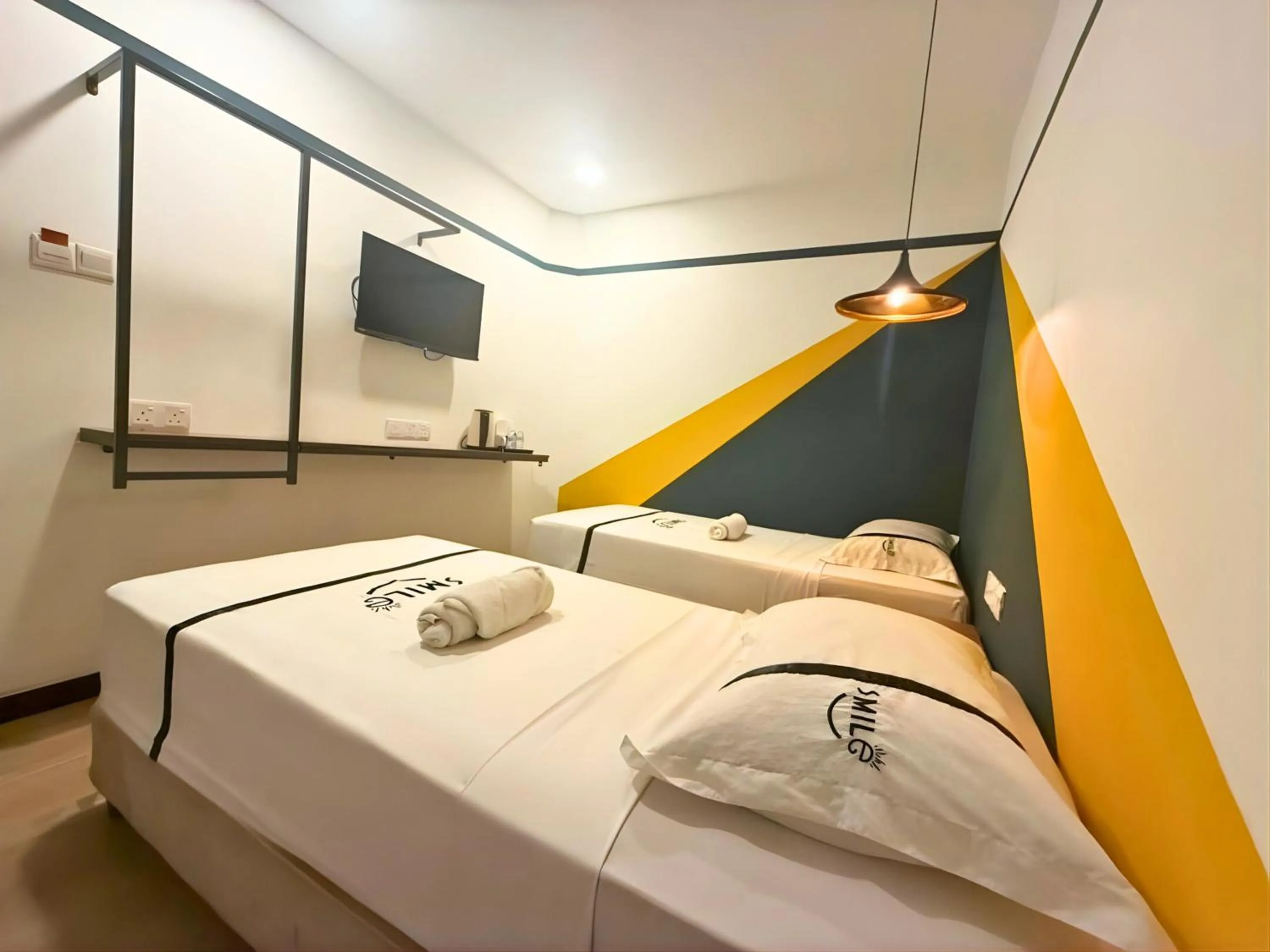 Bedroom, Bed in Smile Hotel Chow Kit PWTC