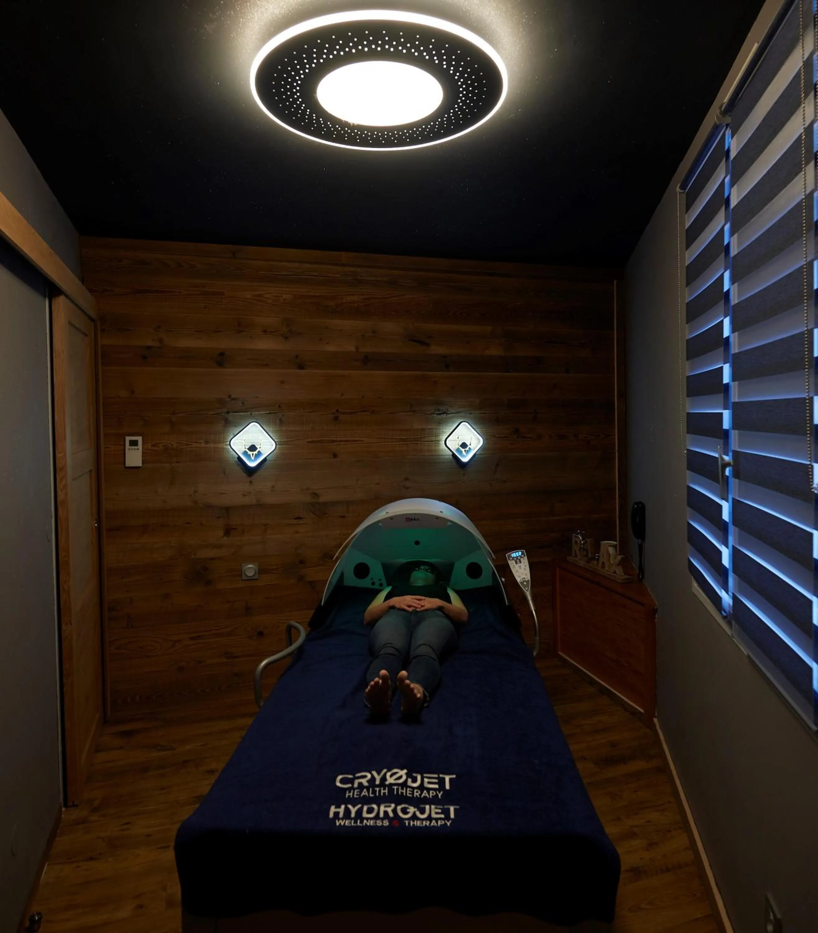 Massage in Logis Hôtel et Spa Le Christiania