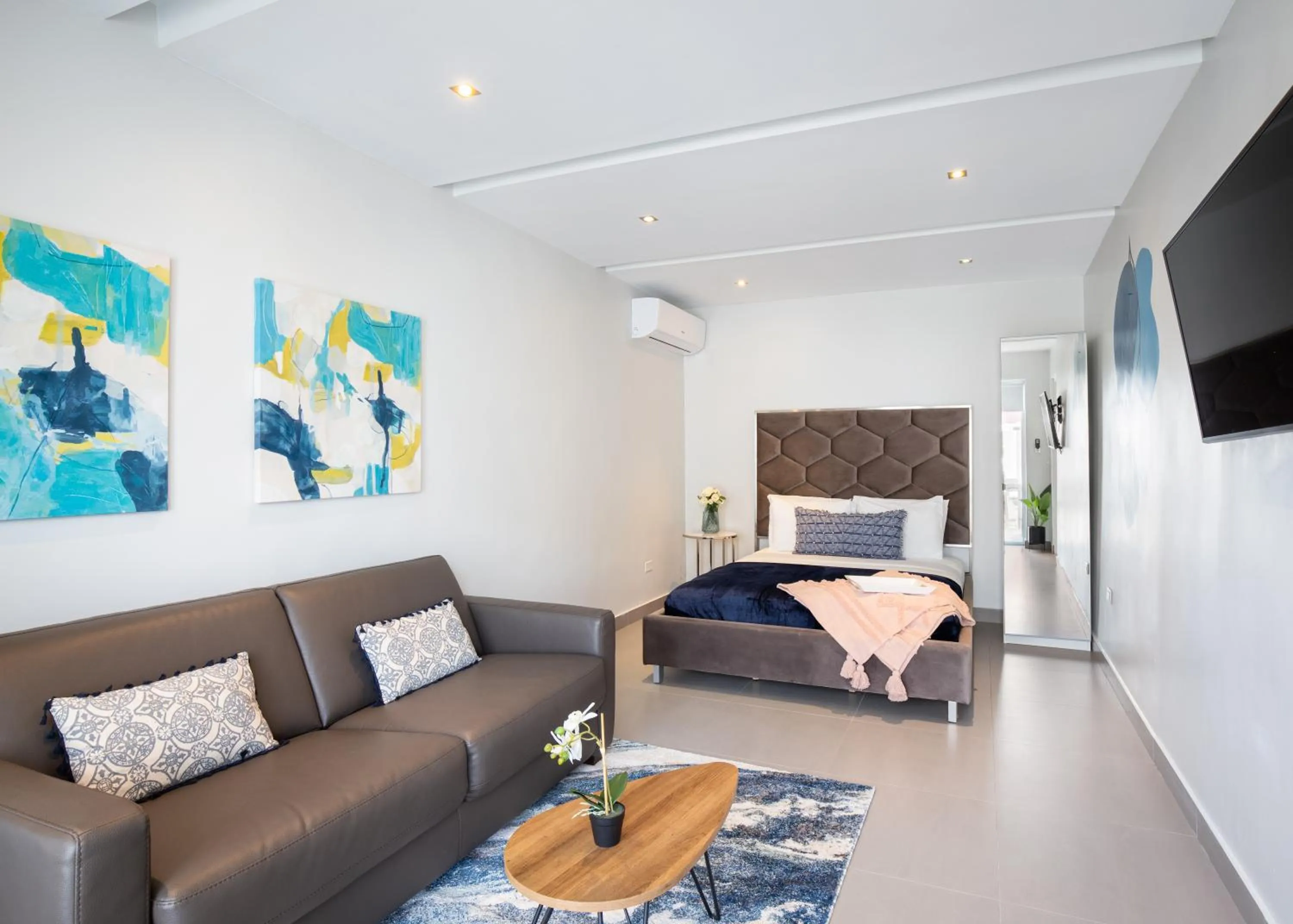 Photo of the whole room in Rosalina Ocean Park