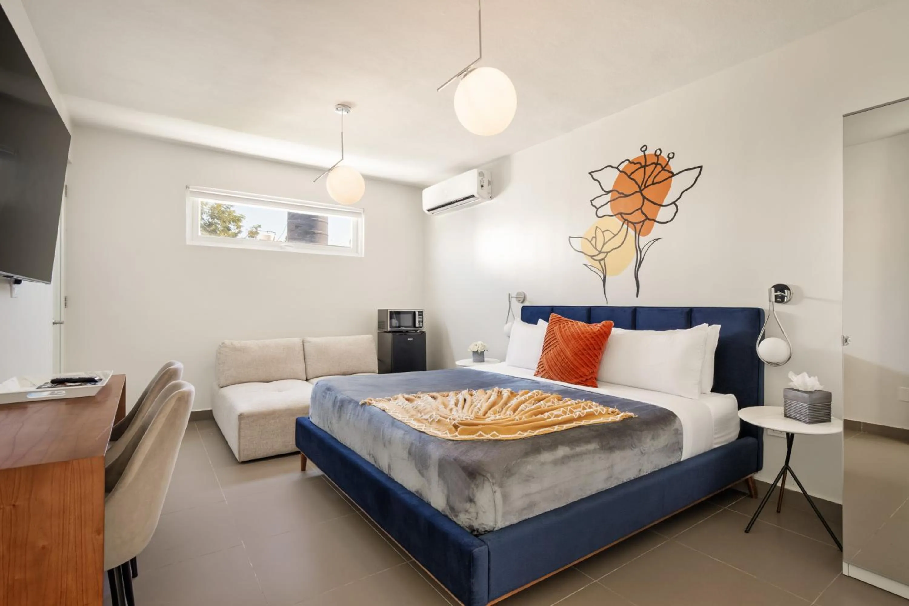 Seating area, Bed in Rosalina Ocean Park