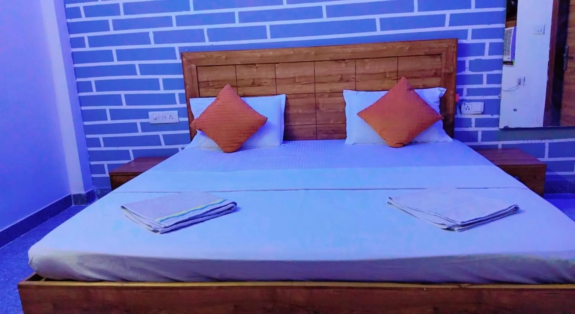 Bedroom, Bed in Taj Street Hostel