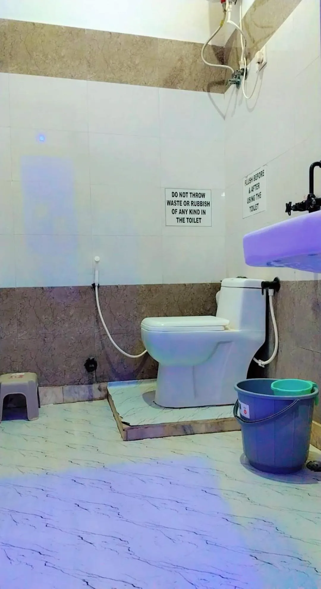 Bathroom in Taj Street Hostel