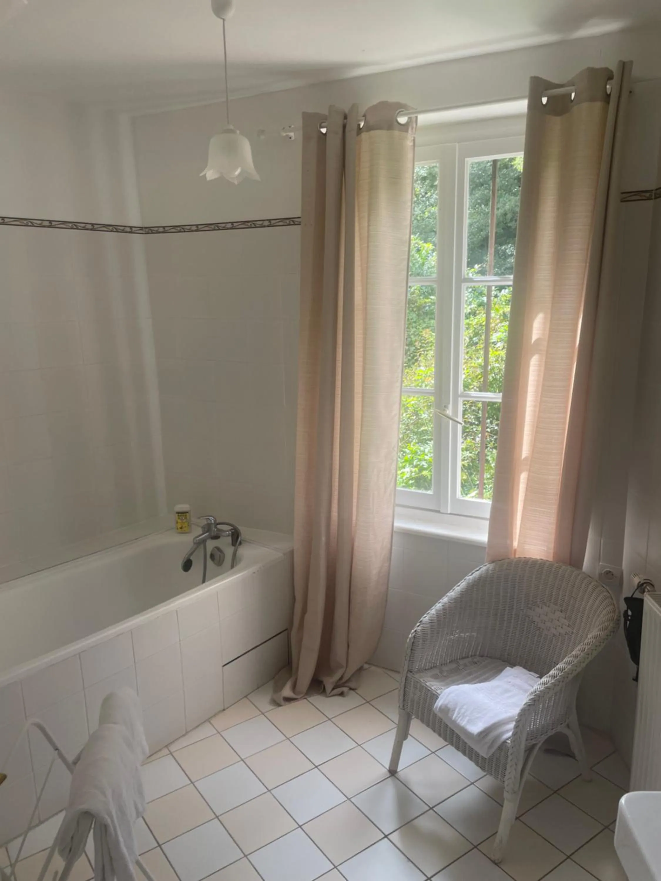 Bathroom in Il était une fois un jardin