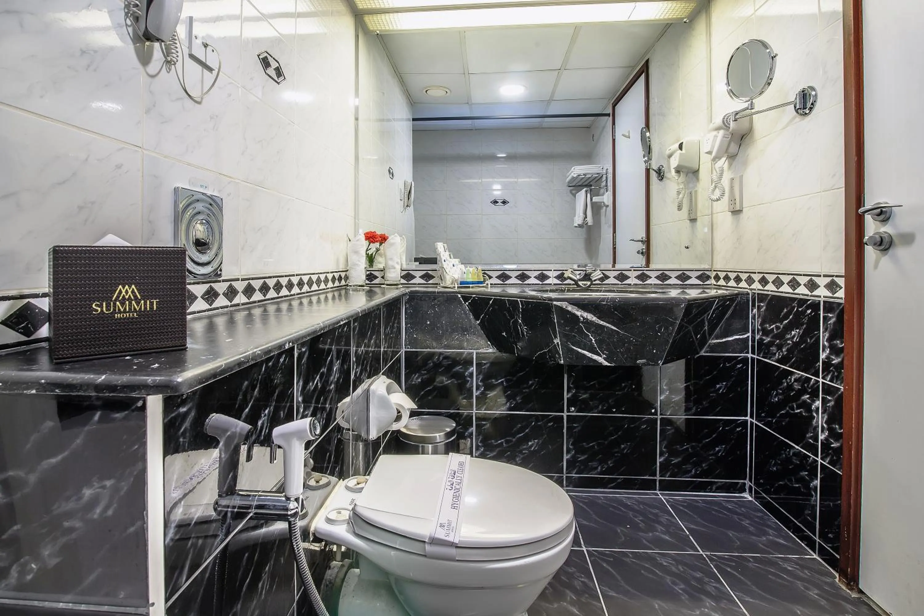 Bathroom in Landmark Summit Hotel