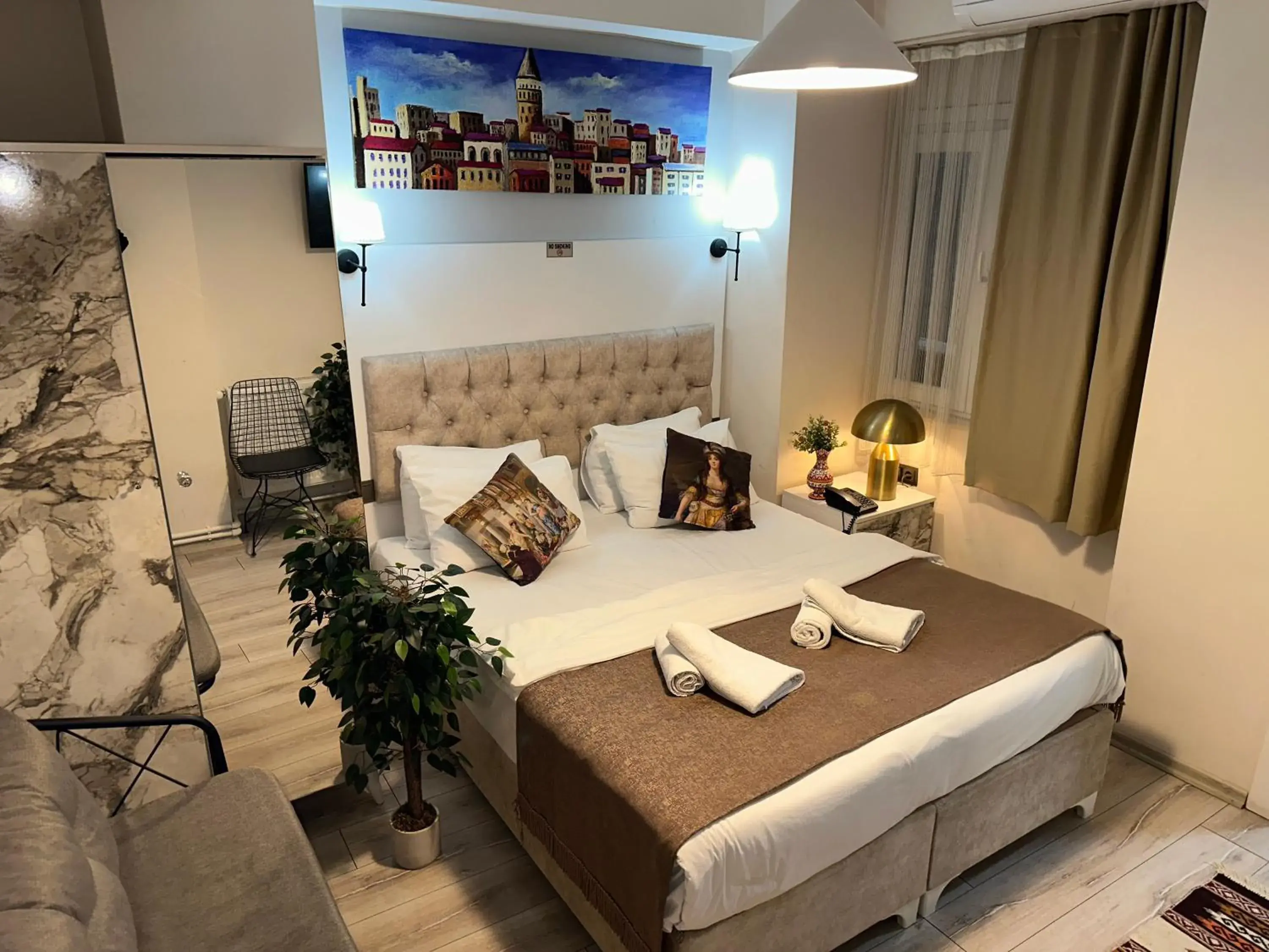 Photo of the whole room, Bed in Galapera Hotel Photo of the whole room, Bed in Galapera Hotel