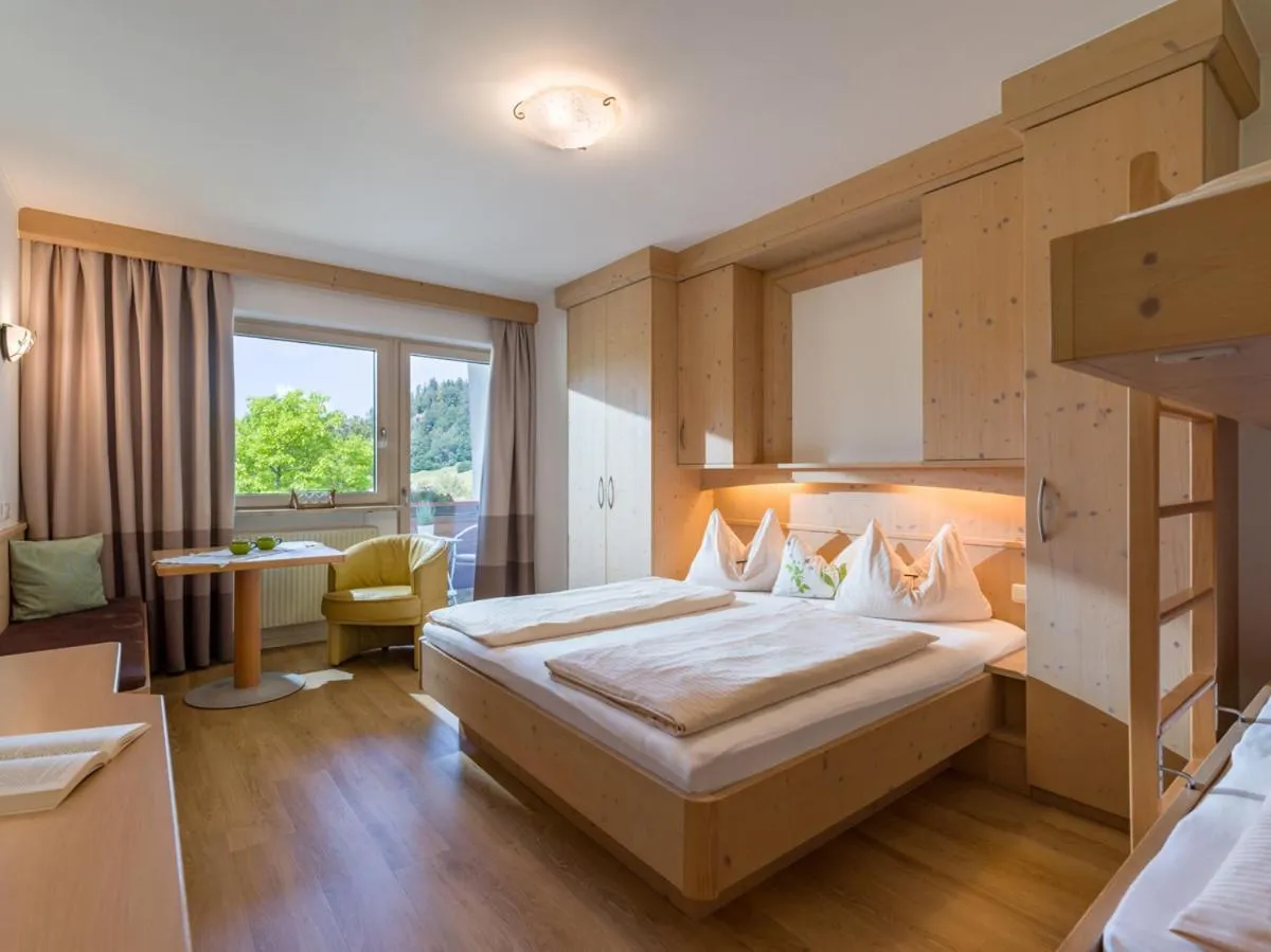 Bed in Aparthotel Brandauerhof