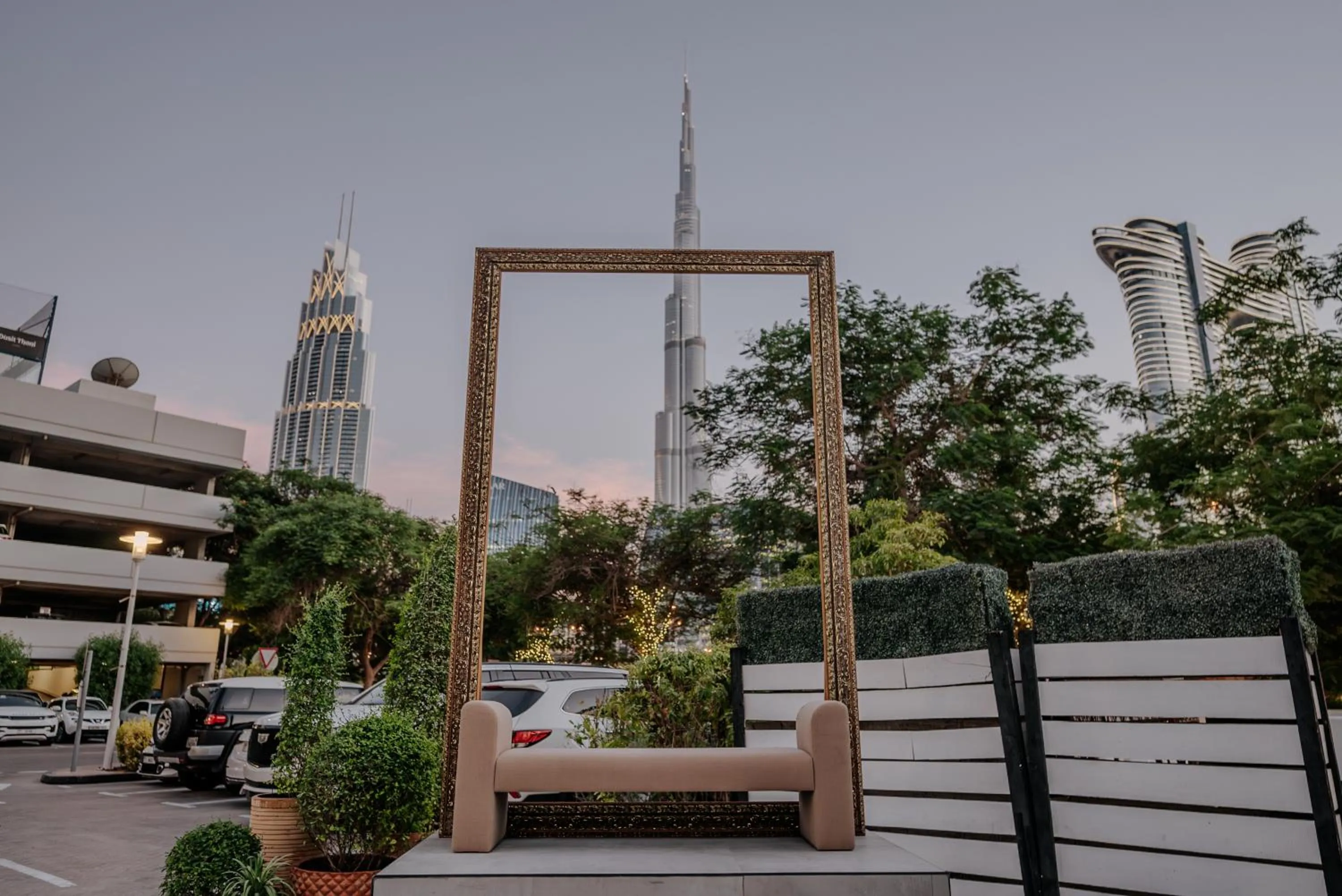 Restaurant/places to eat in Dusit Thani Dubai