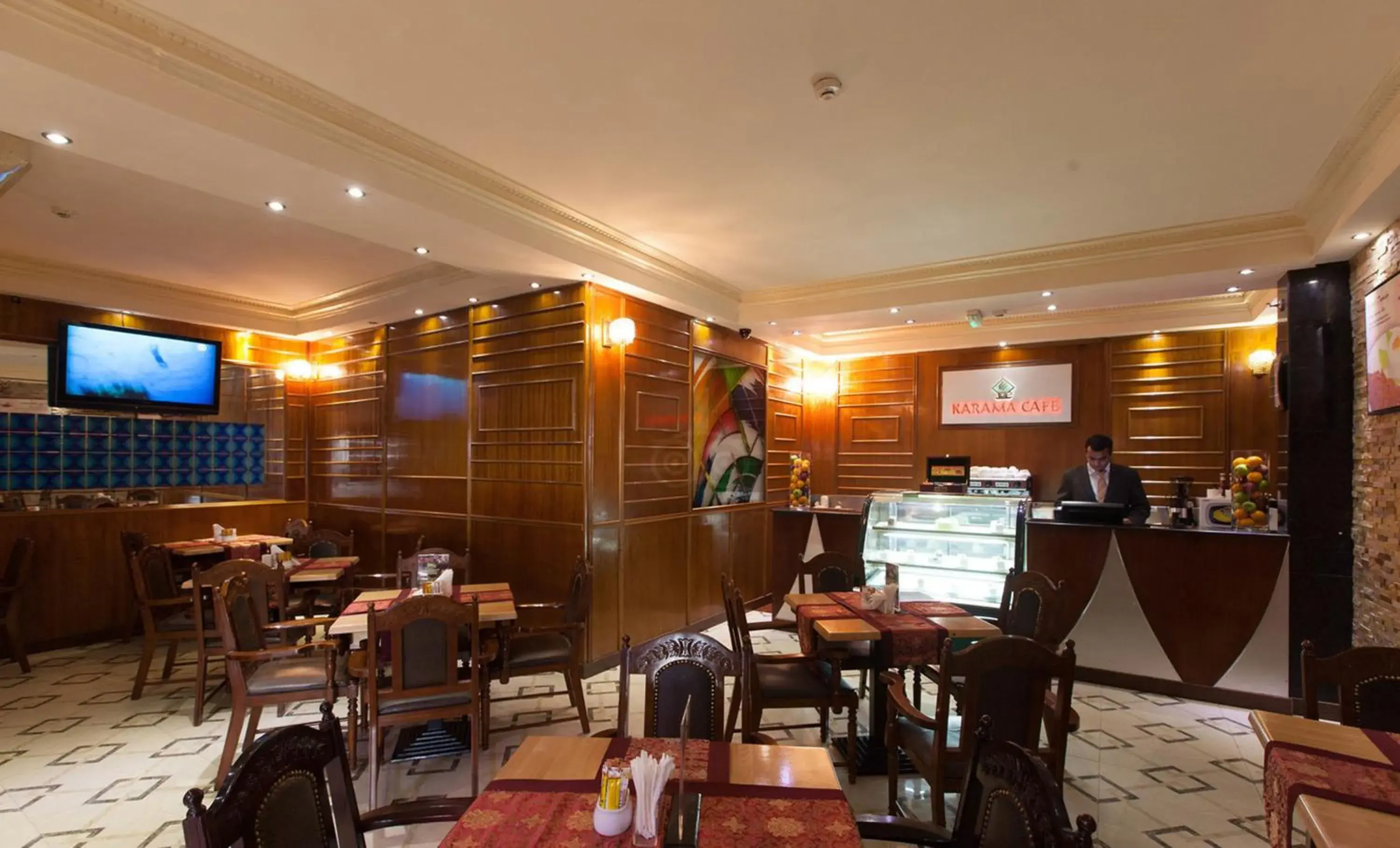 Restaurant/places to eat in Fortune Karama Hotel Restaurant/places to eat in Fortune Karama Hotel