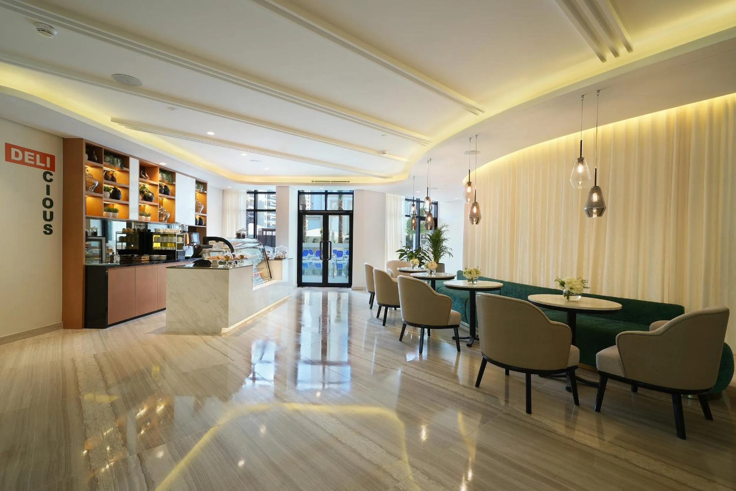 Restaurant/places to eat in Arabian Park Dubai, an Edge by Rotana Hotel