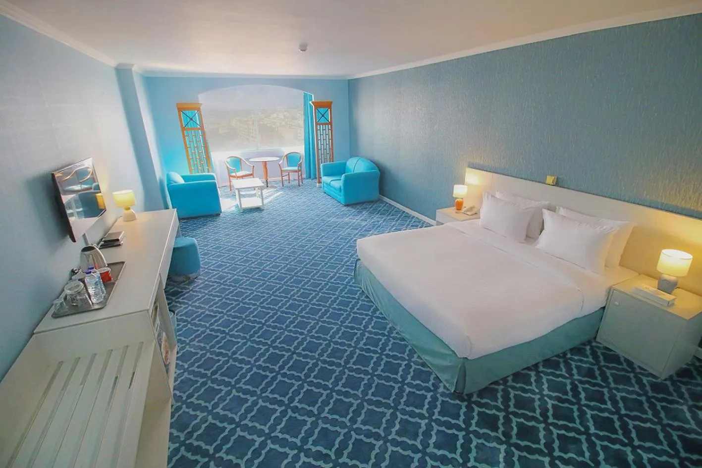 Photo of the whole room, Bed in The George Hotel by Saffron, Dubai Creek