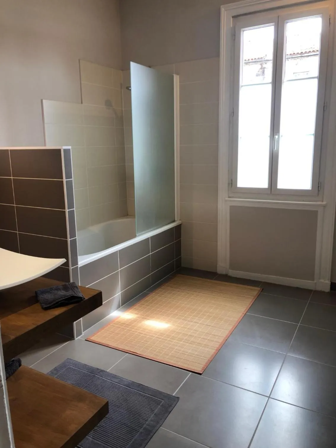 Bathroom in Résidence Austerlitz centre Angouleme