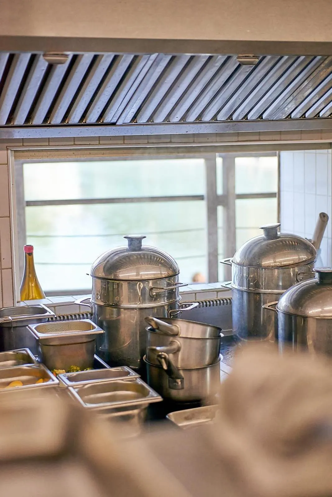 Restaurant/places to eat in Hotel Plein Large