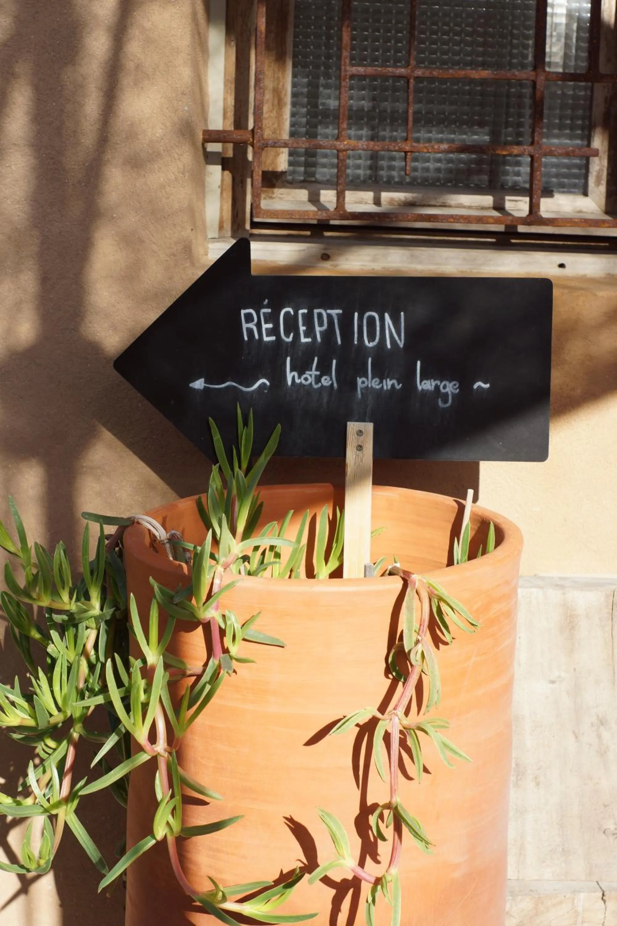 Day in Hotel Plein Large