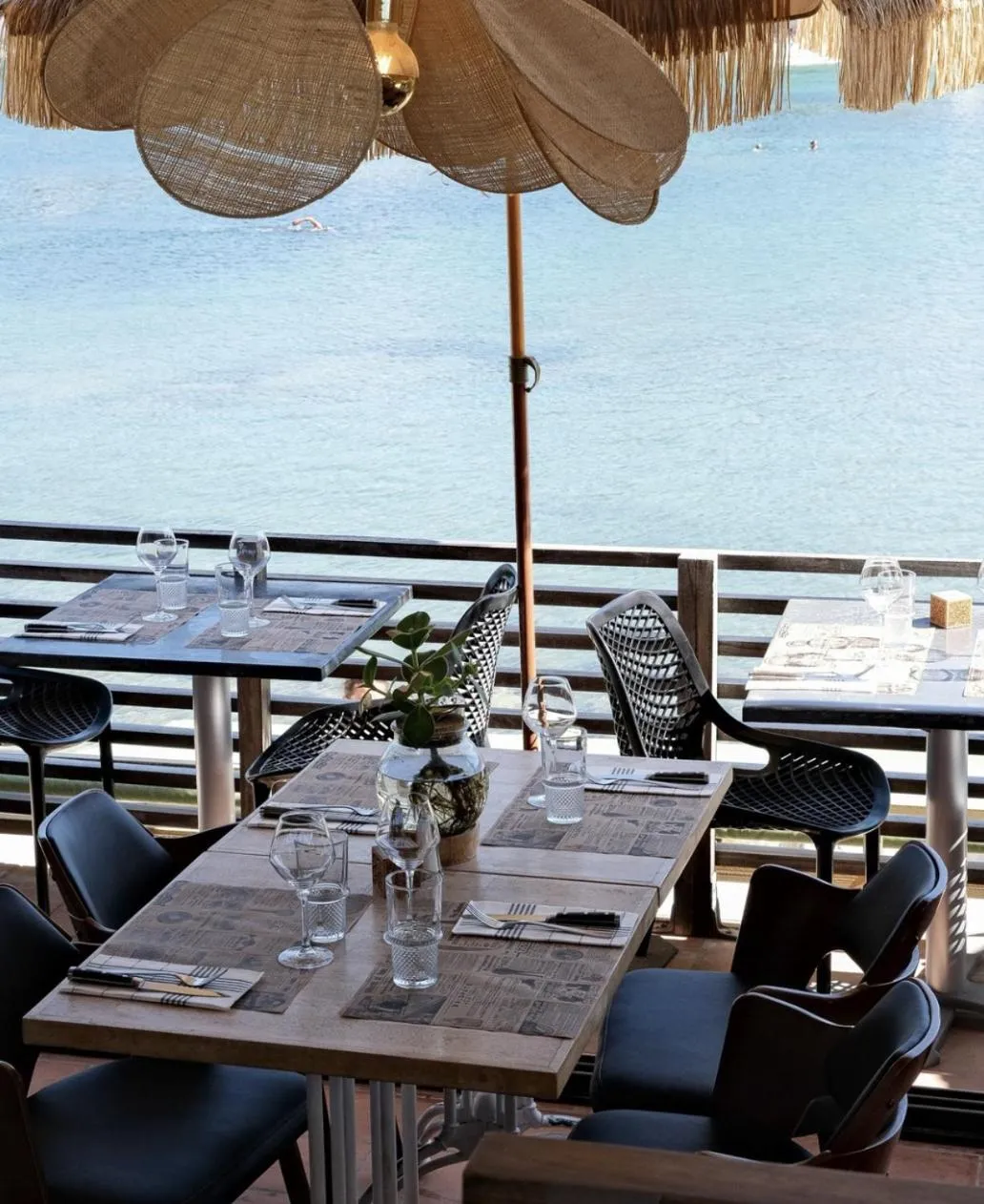 Restaurant/places to eat in Hotel Plein Large