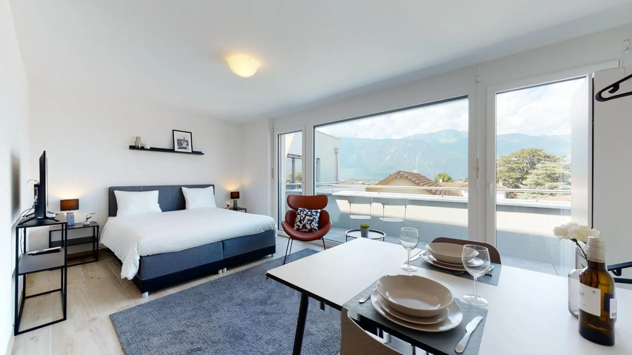 Bedroom, Bed in Nonanteneuf appart hōtel Aigle - contactless check-in